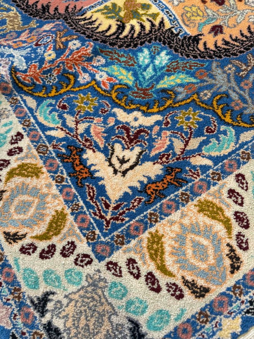 120"x81" Moroccan Wool Rug