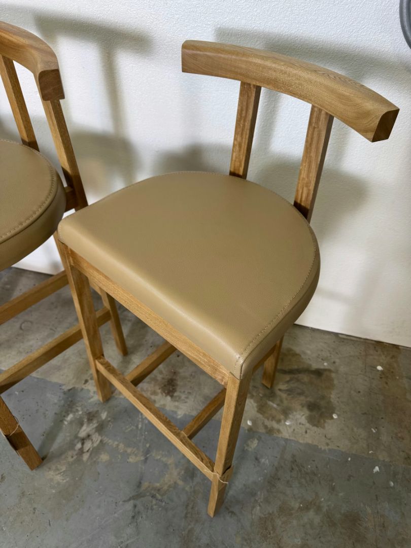 Lulu and Gerogia Ayvn Bar Stool