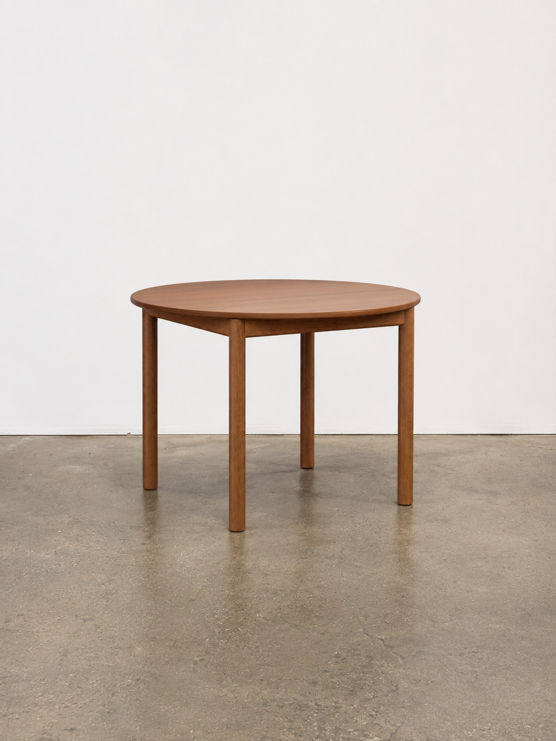 Article Heidi 42" Round Dining Table