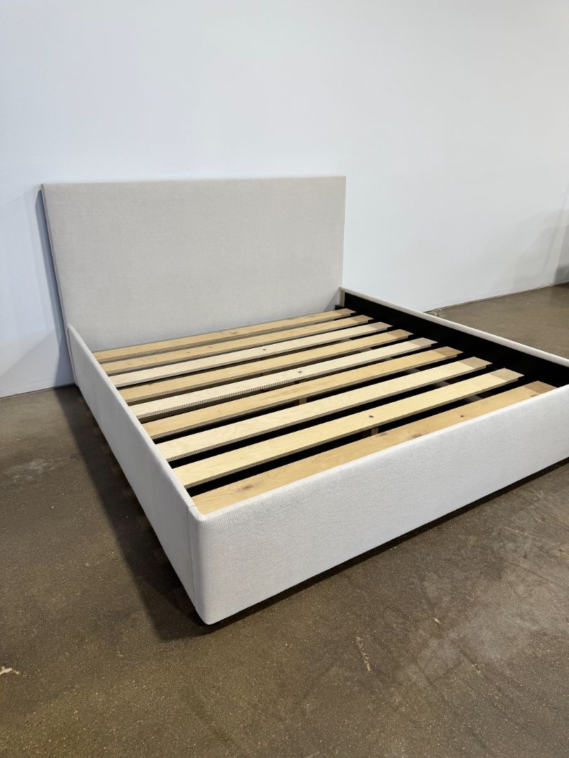 Jenni Kayne Pacific King Bed