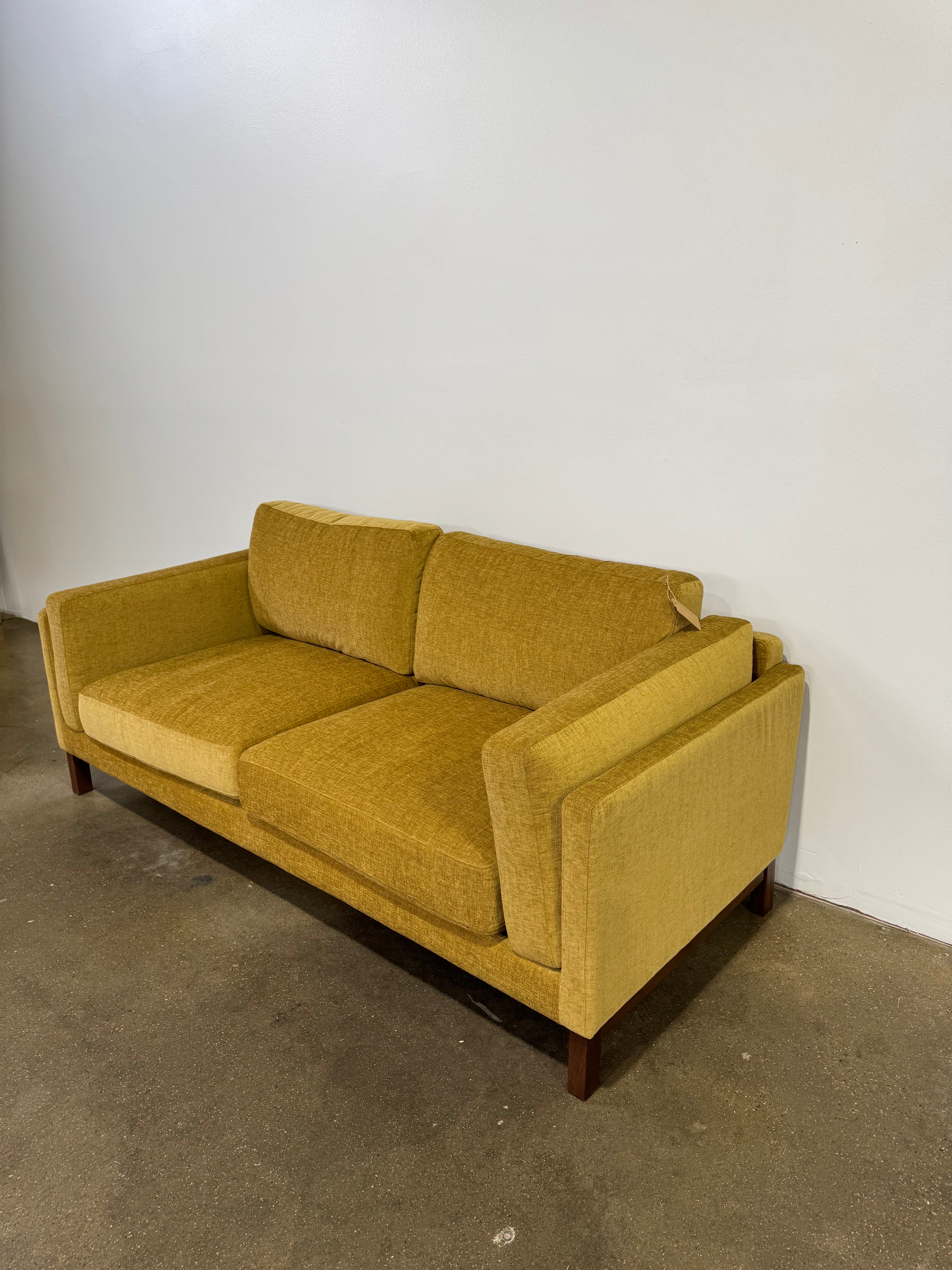 Interior Define Gaby 2-Seat - Gold