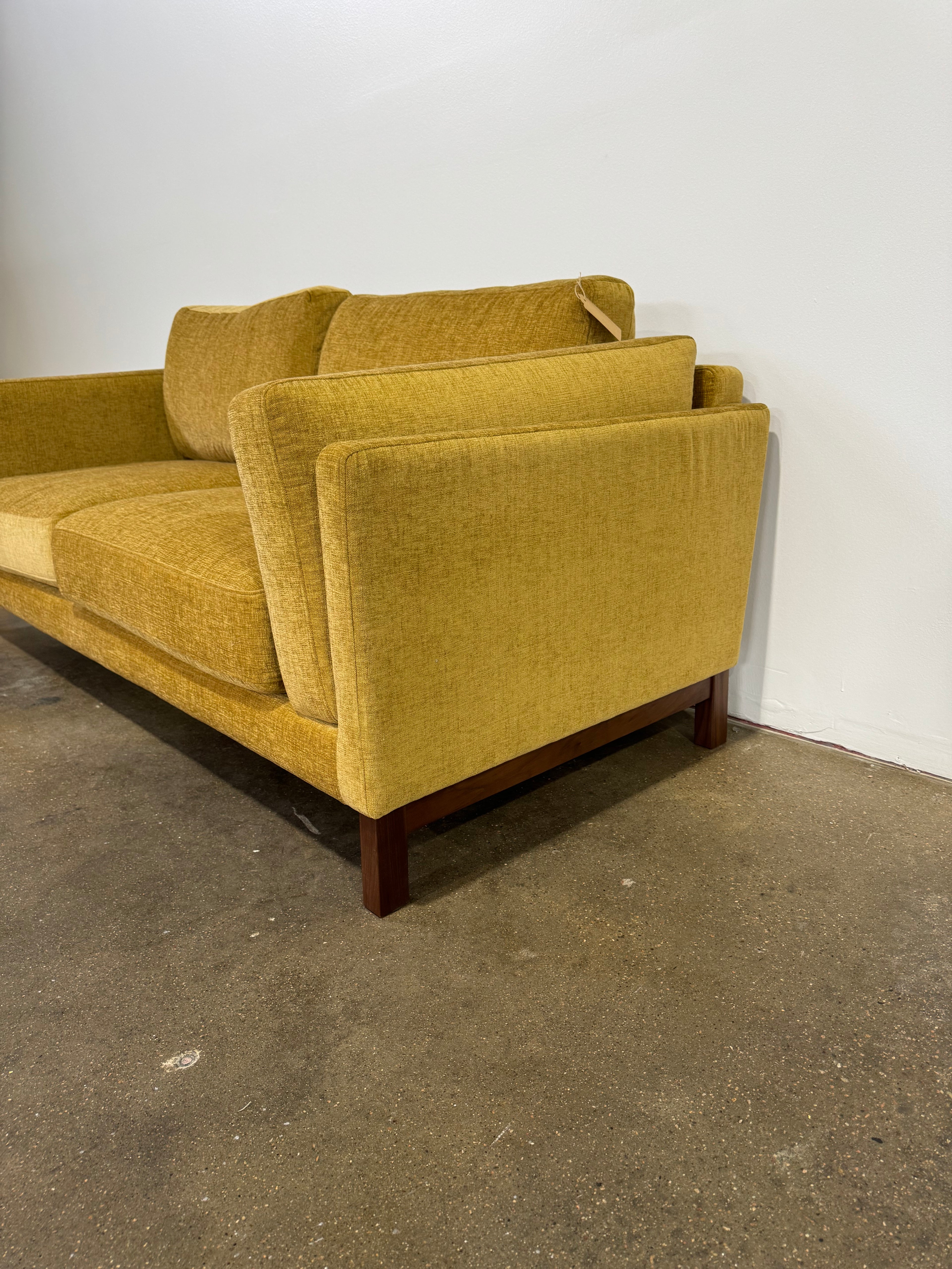 Interior Define Gaby 2-Seat - Gold