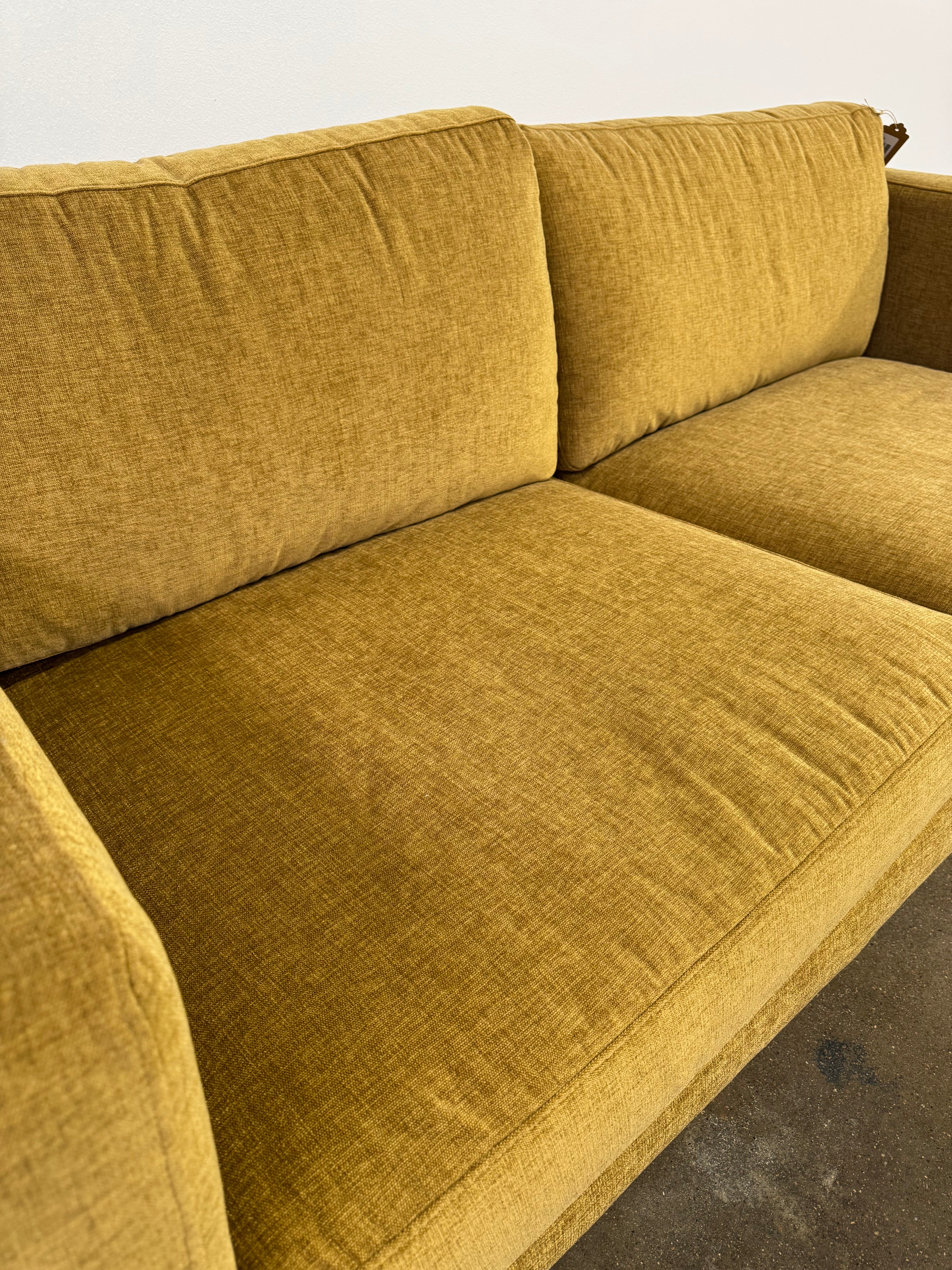 Interior Define Gaby 2-Seat - Gold