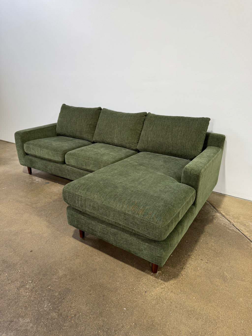 Interior Define Sloane Chaise Sectional