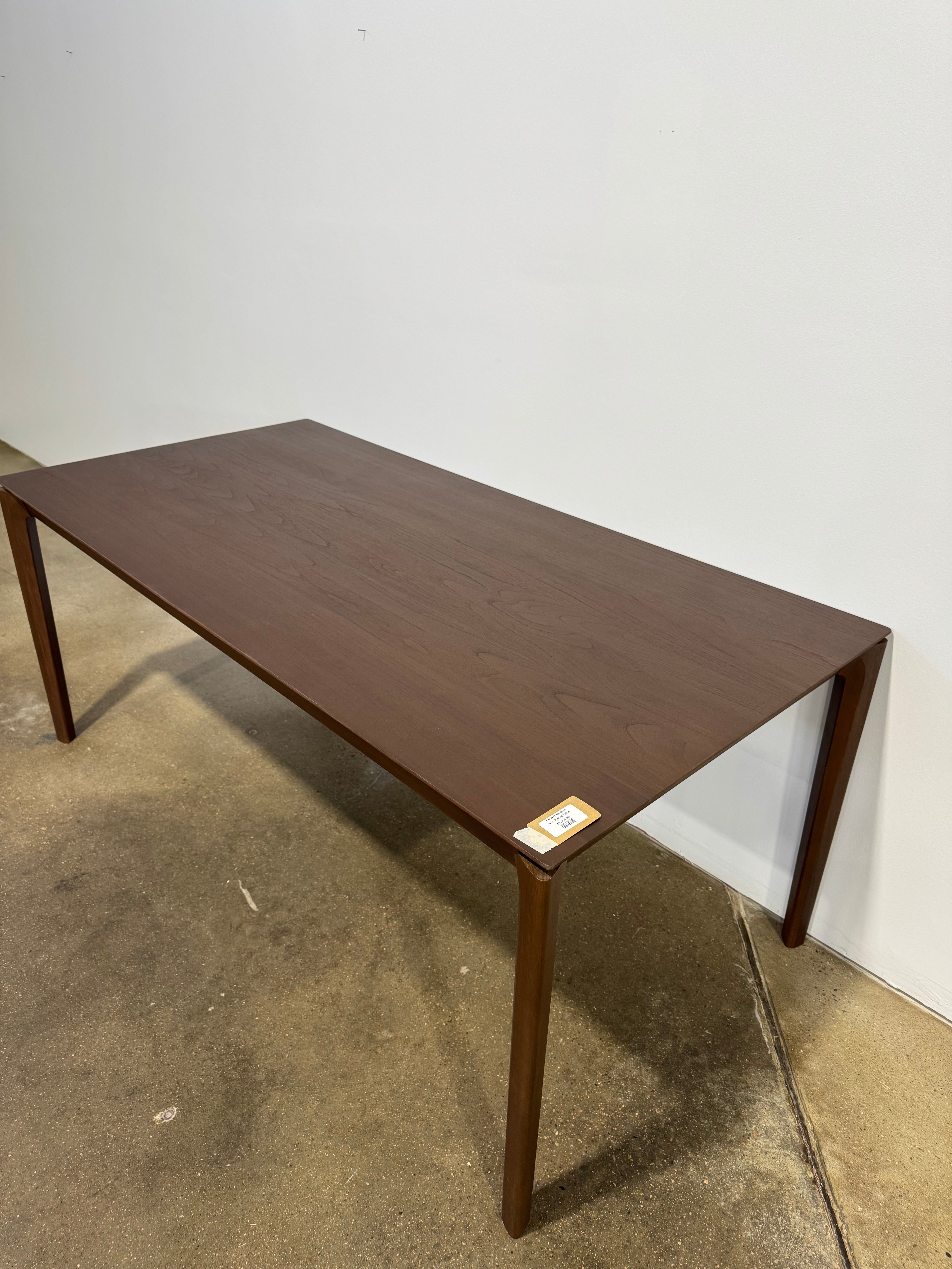 Denver Modern Bok Dining Table
