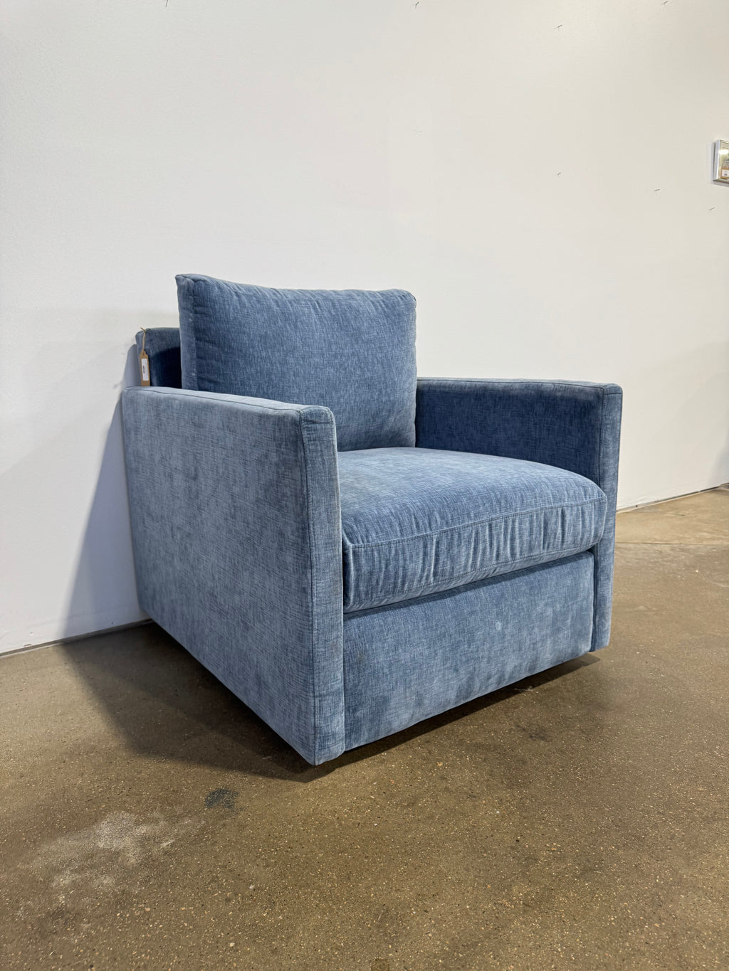 Interior Define Scarlett Swivel Chair