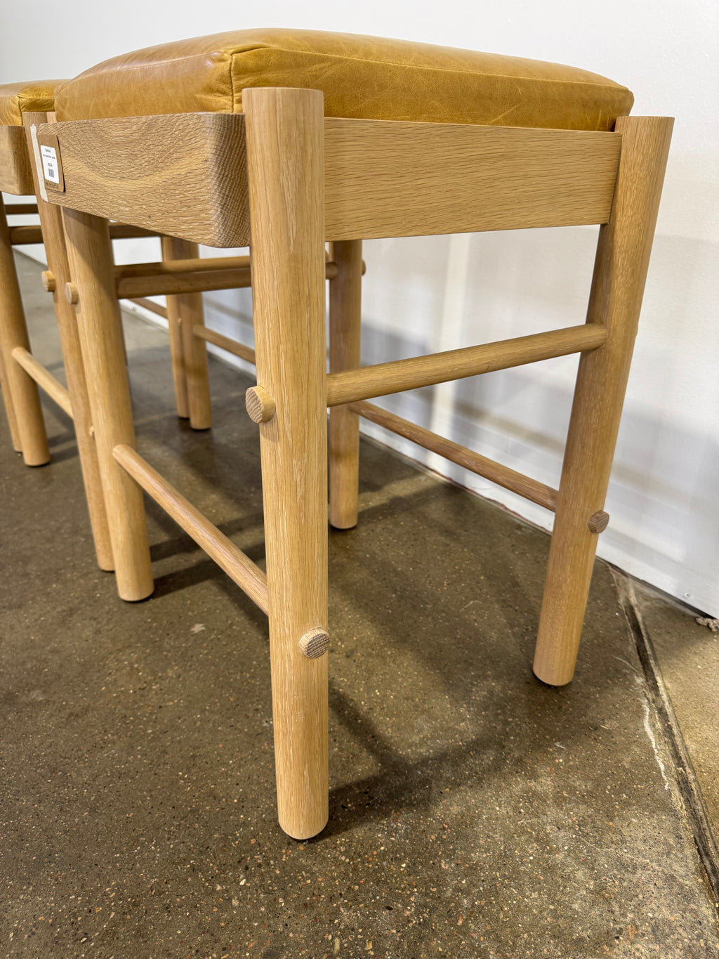Community Manufacturing Marris Counter Stool - Leather