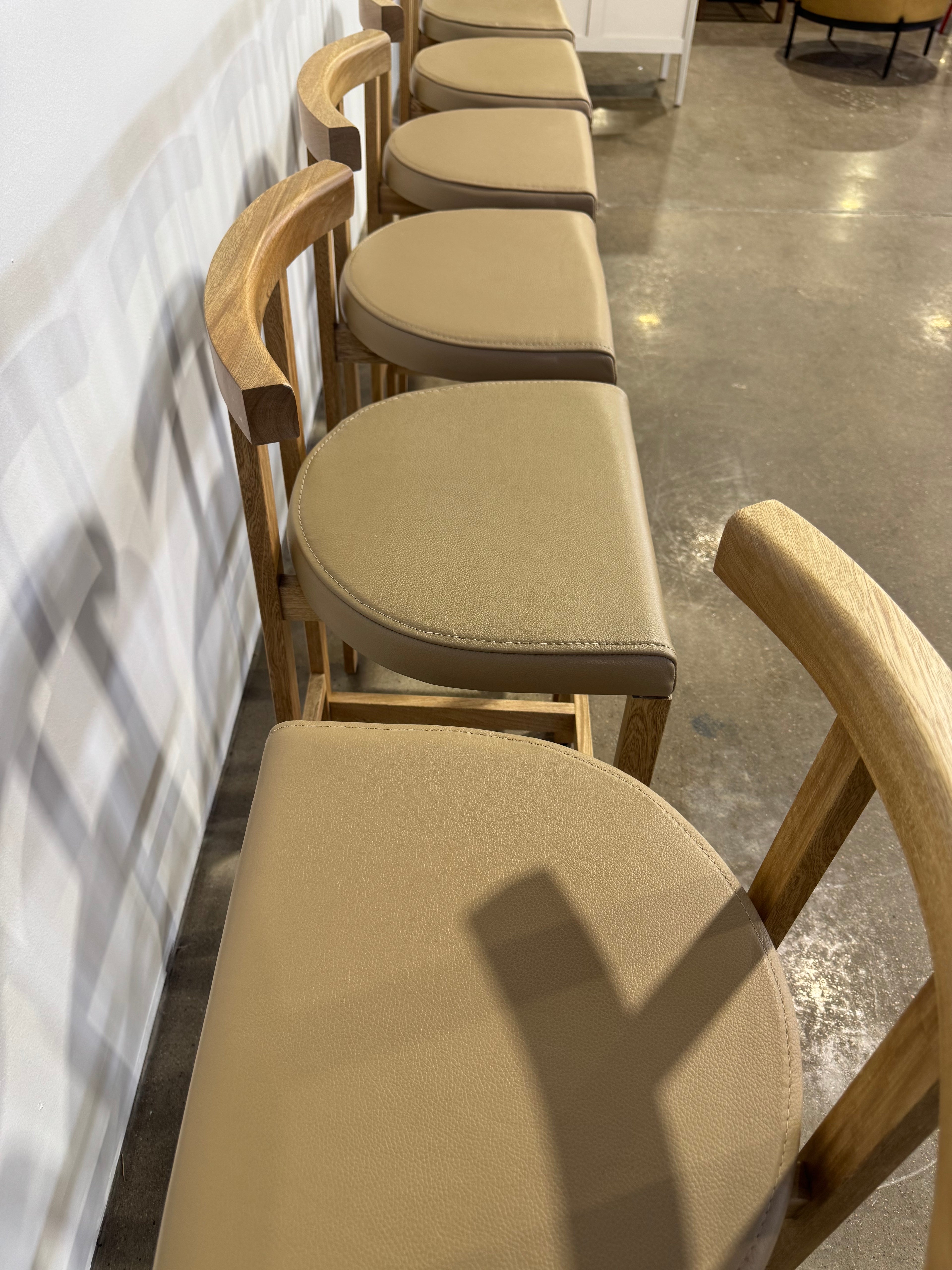 Lulu and Gerogia Ayvn Bar Stool