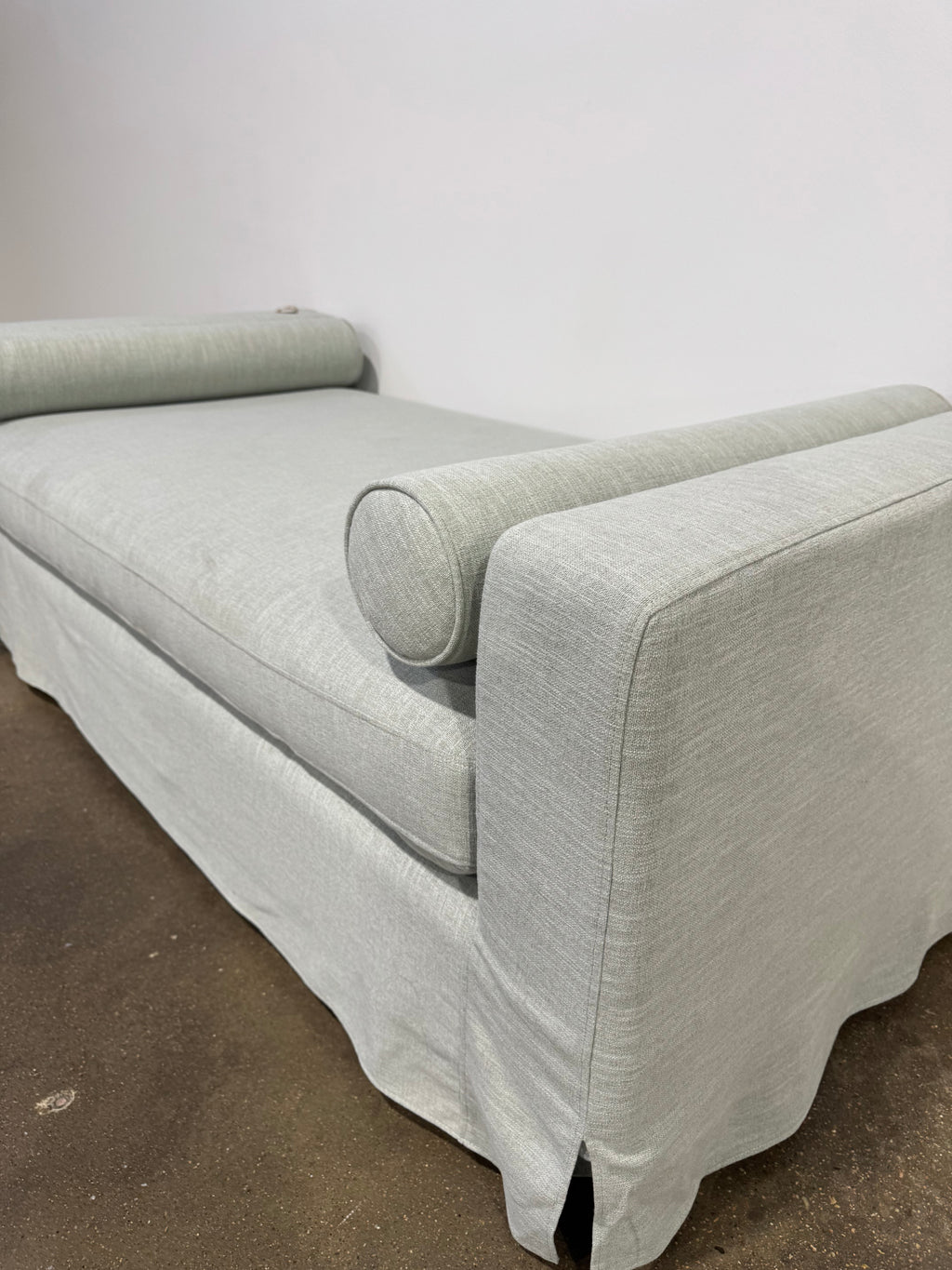 Interior Define Sloan Slipcovered Daybed - Blue