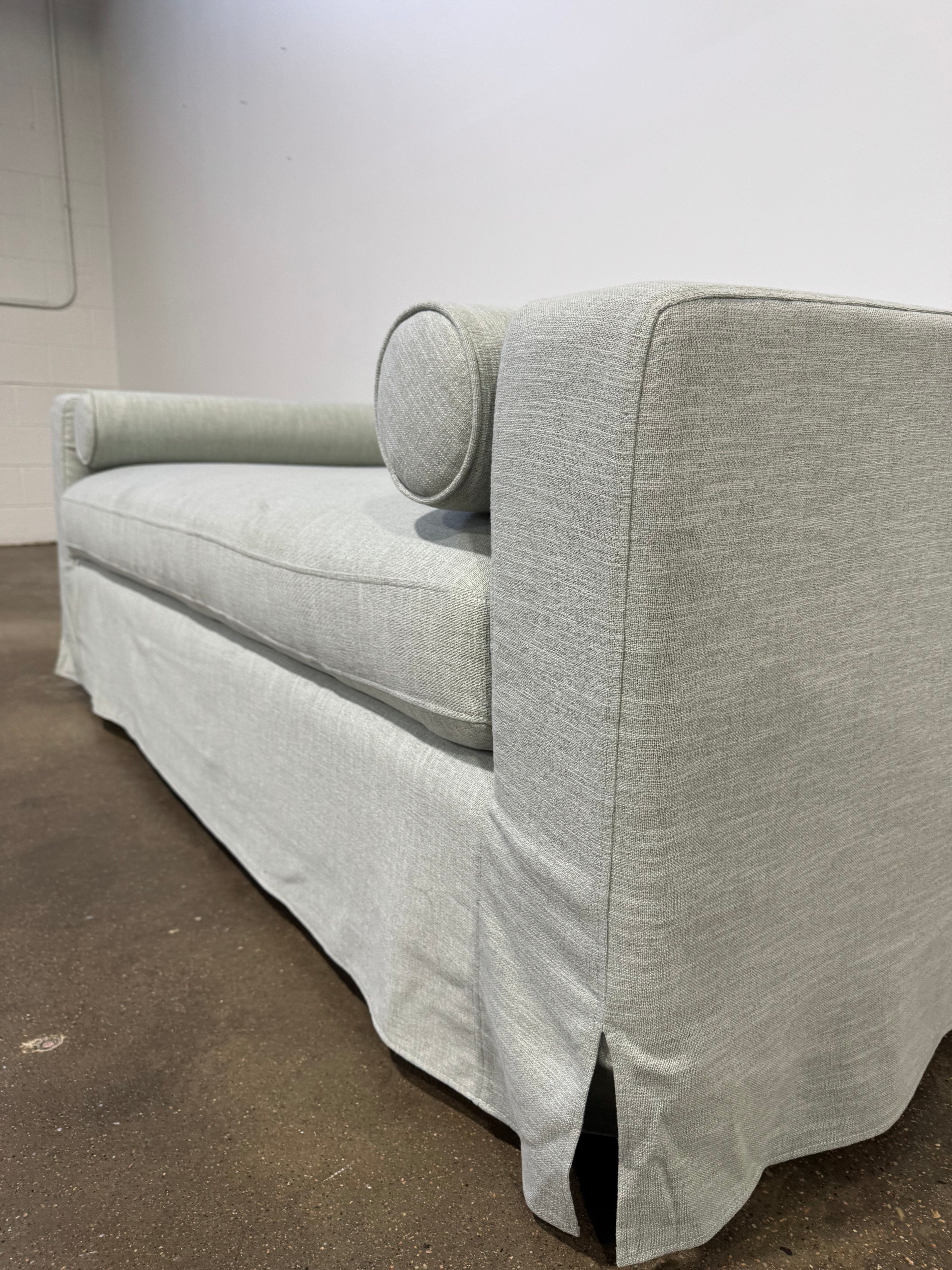 Interior Define Sloan Slipcovered Daybed - Blue