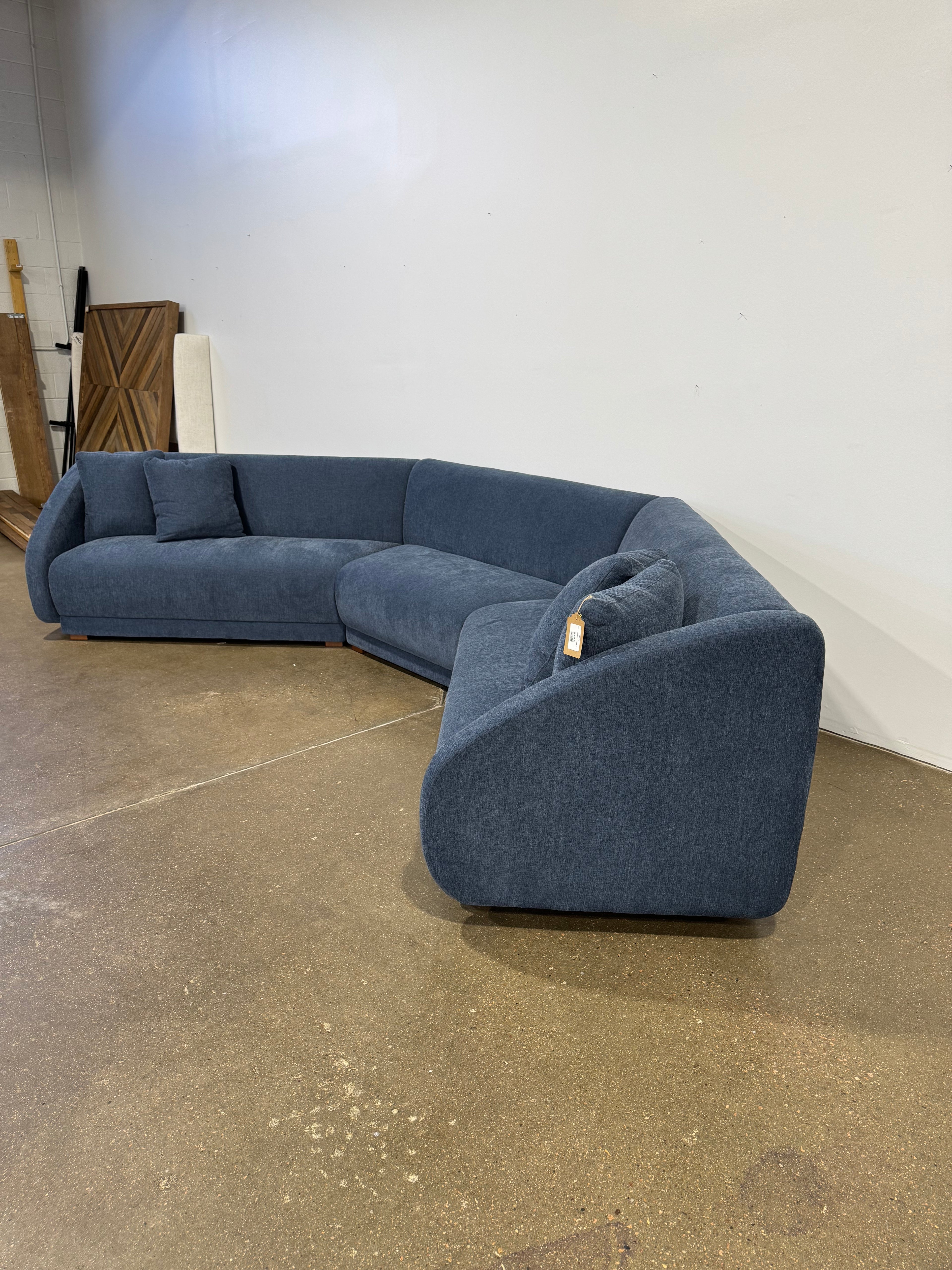 Moe's Fraser Sectional Deep Blue