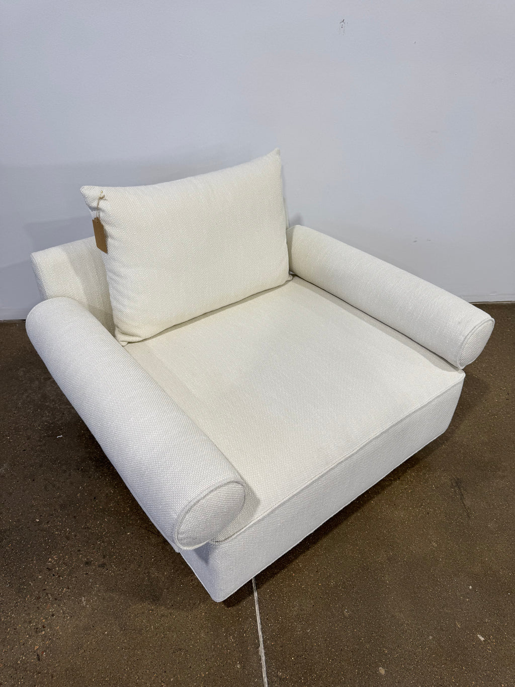 Moe's Rosello Arm Chair White