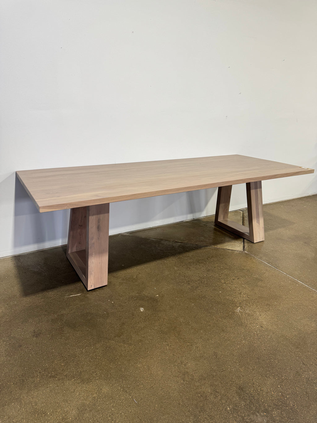 Moe's Tanya Dining Table