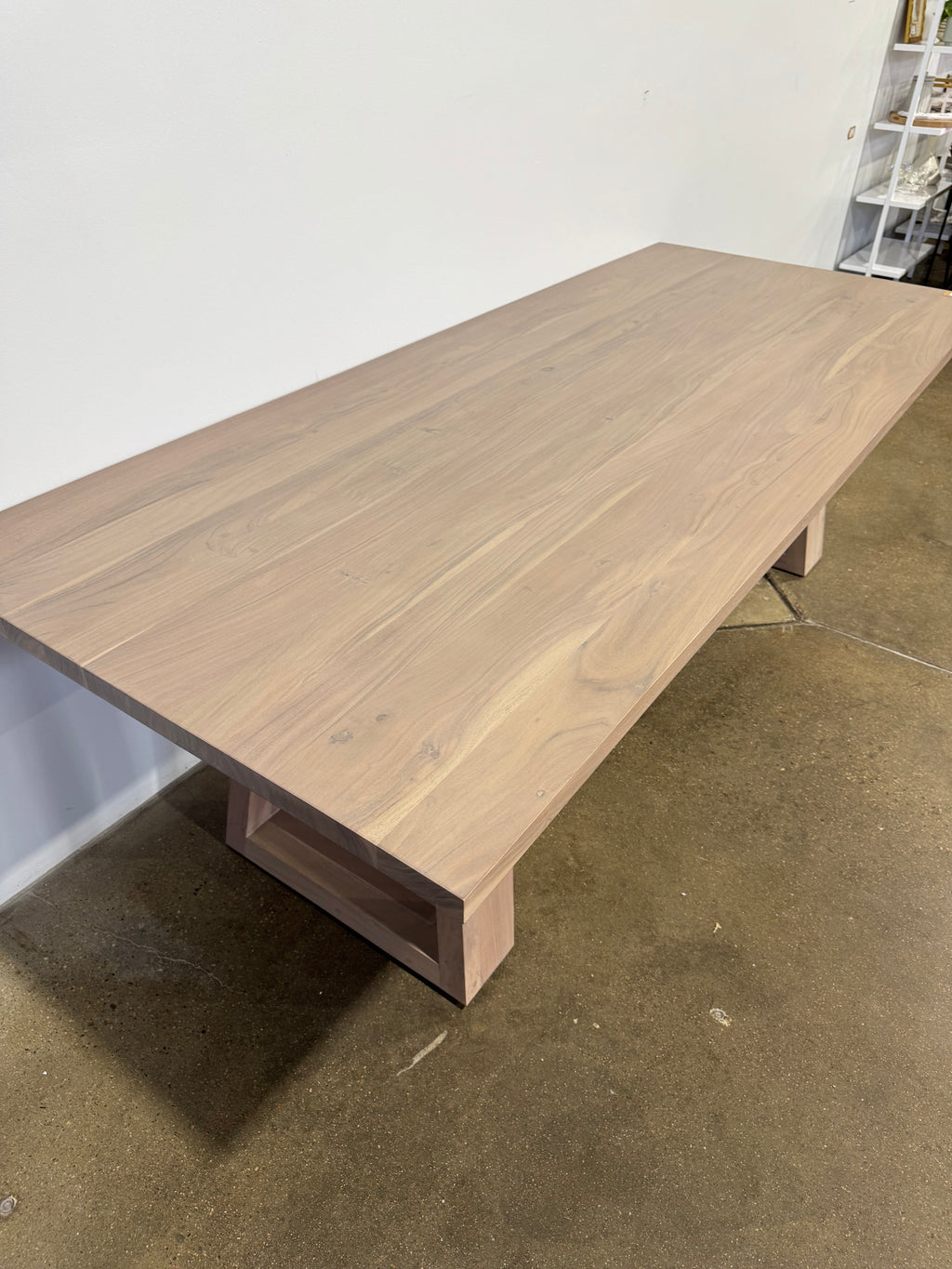 Moe's Tanya Dining Table