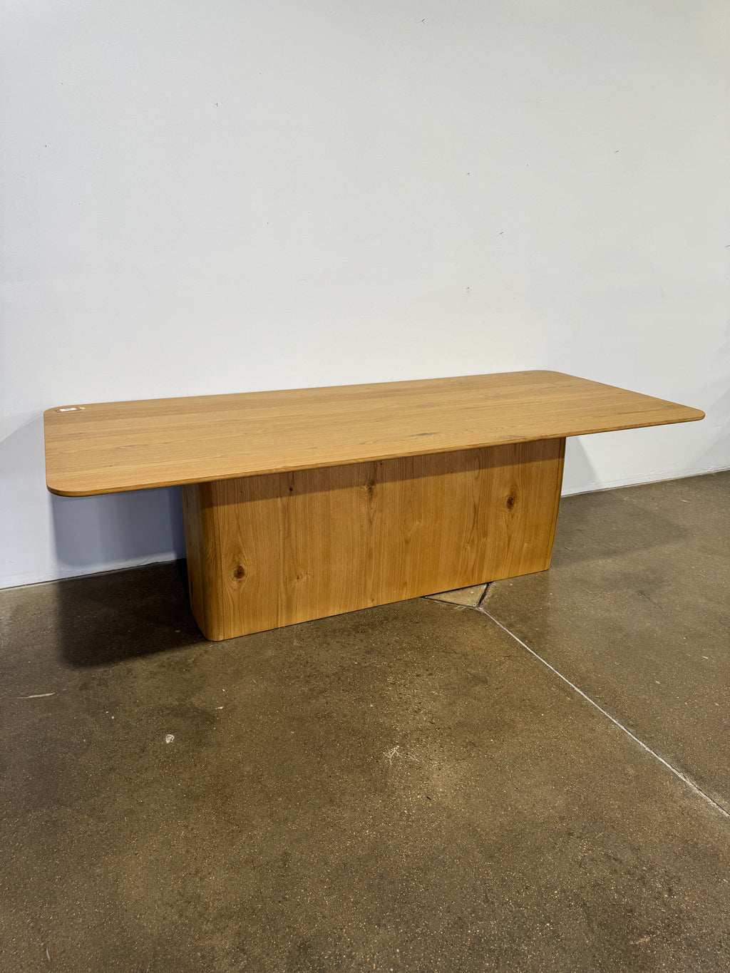 Moe's Winston Dining Table Rustic Oak