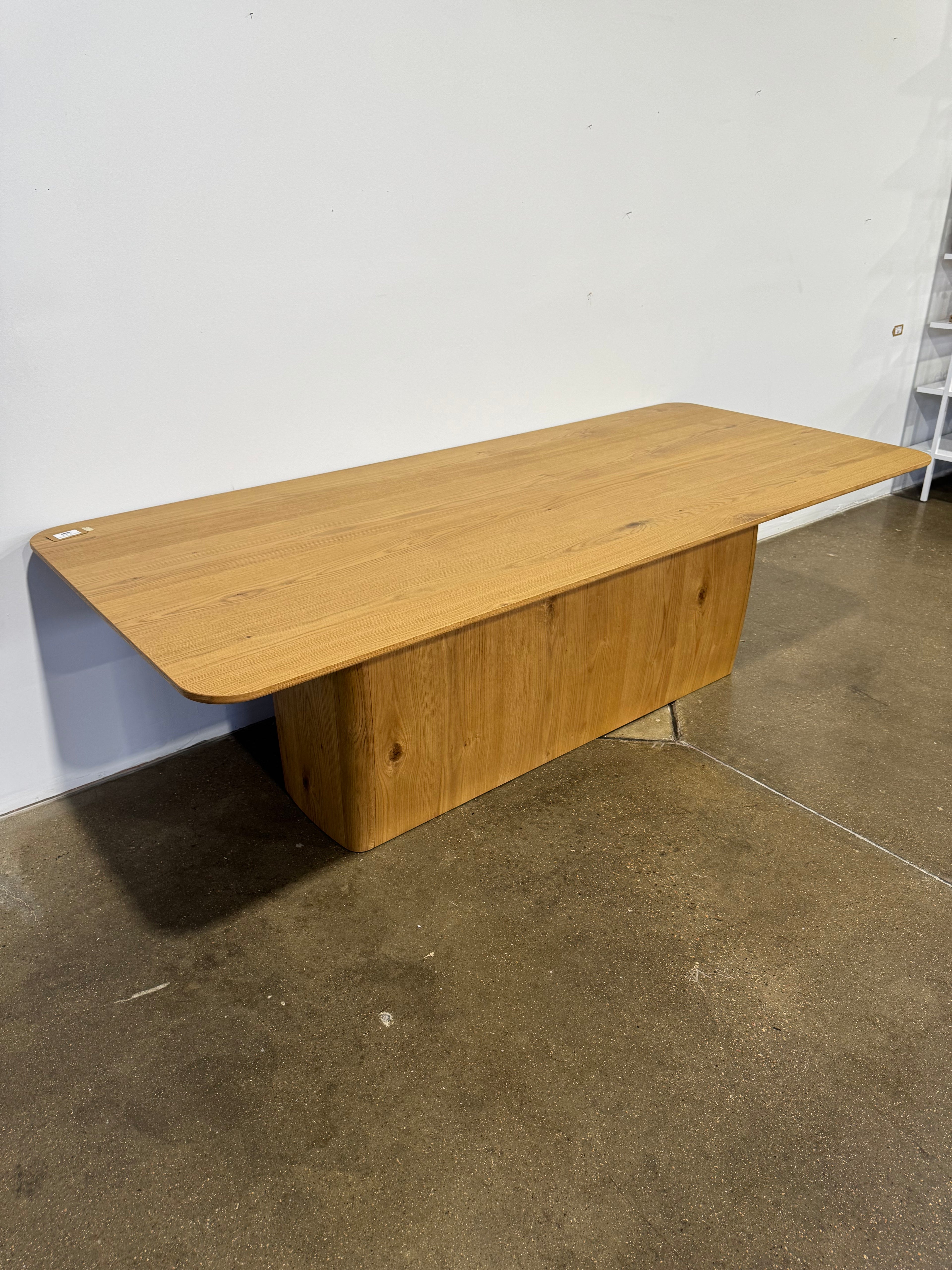 Moe's Winston Dining Table Rustic Oak