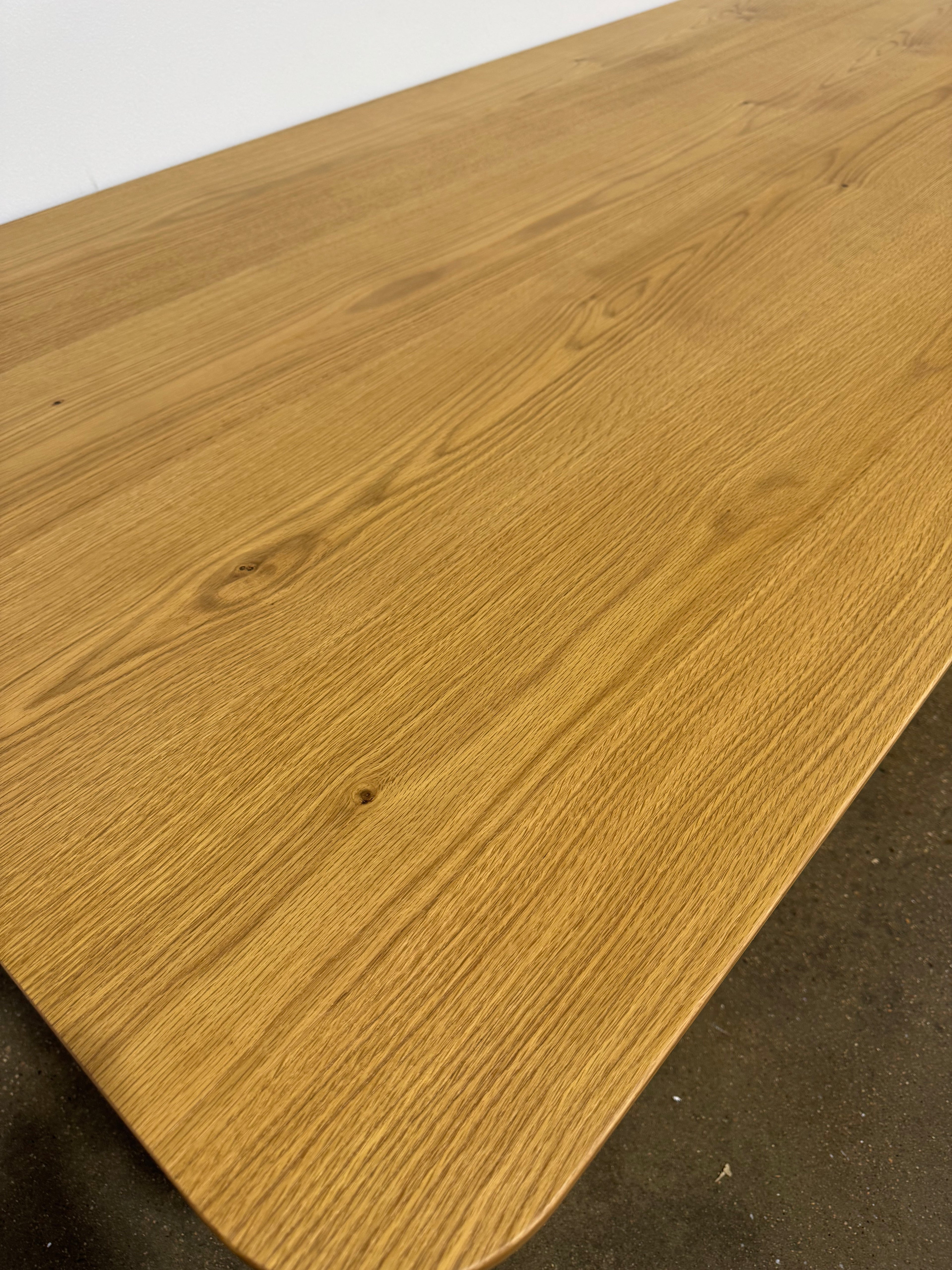 Moe's Winston Dining Table Rustic Oak
