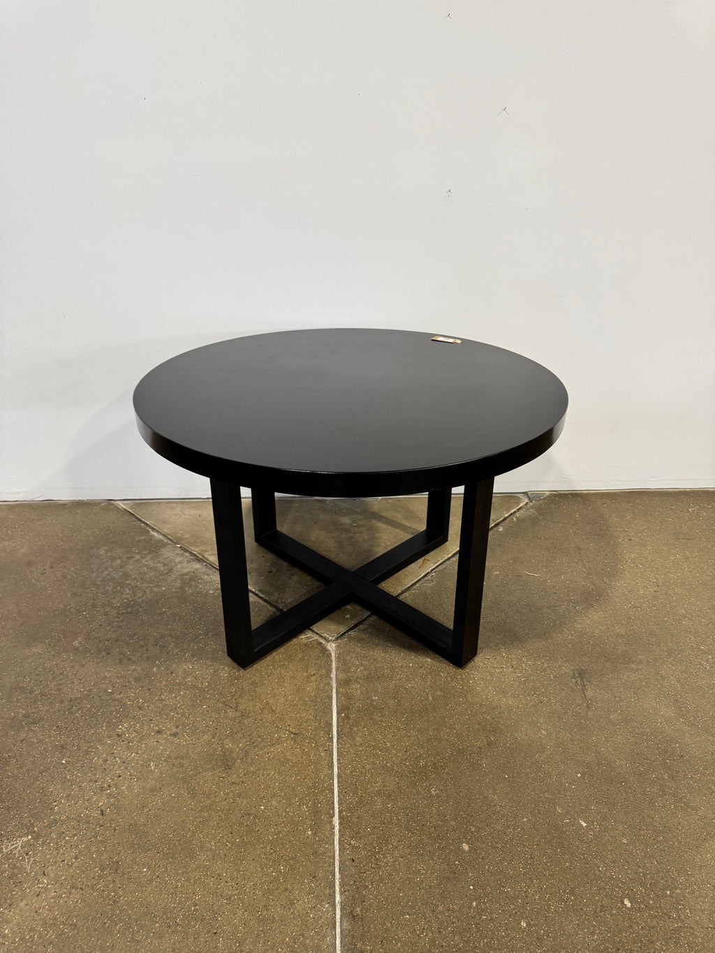 Moe's Jedrik Round Outdoor Dining Table Black