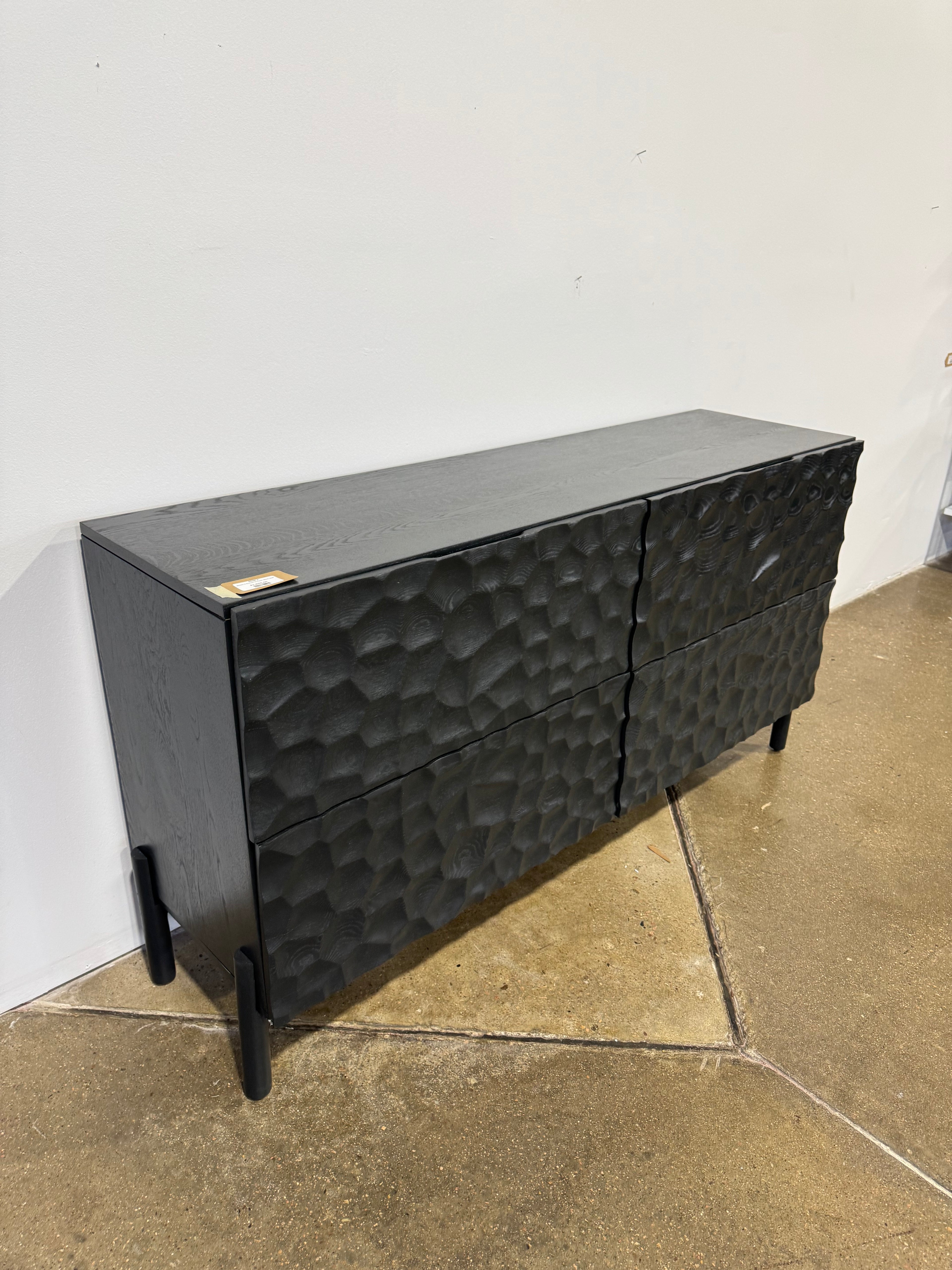 Moe's Misaki 4 Drawer Dresser Black