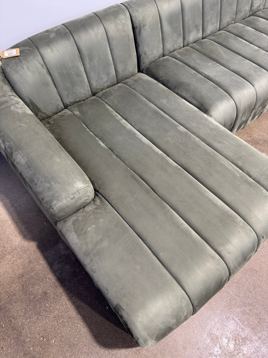 Nuevo Living Caroline Sectional