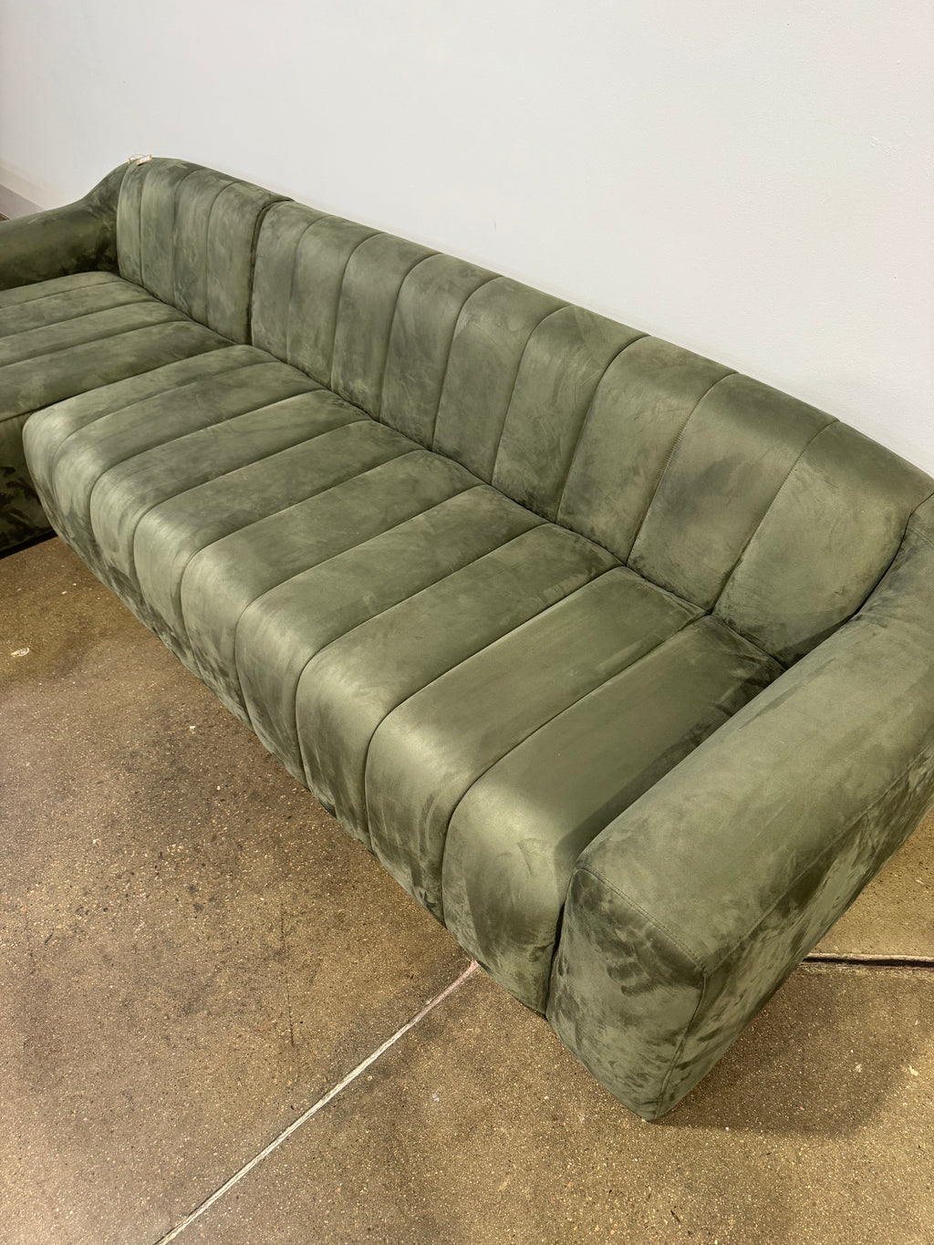 Nuevo Living Caroline Sectional