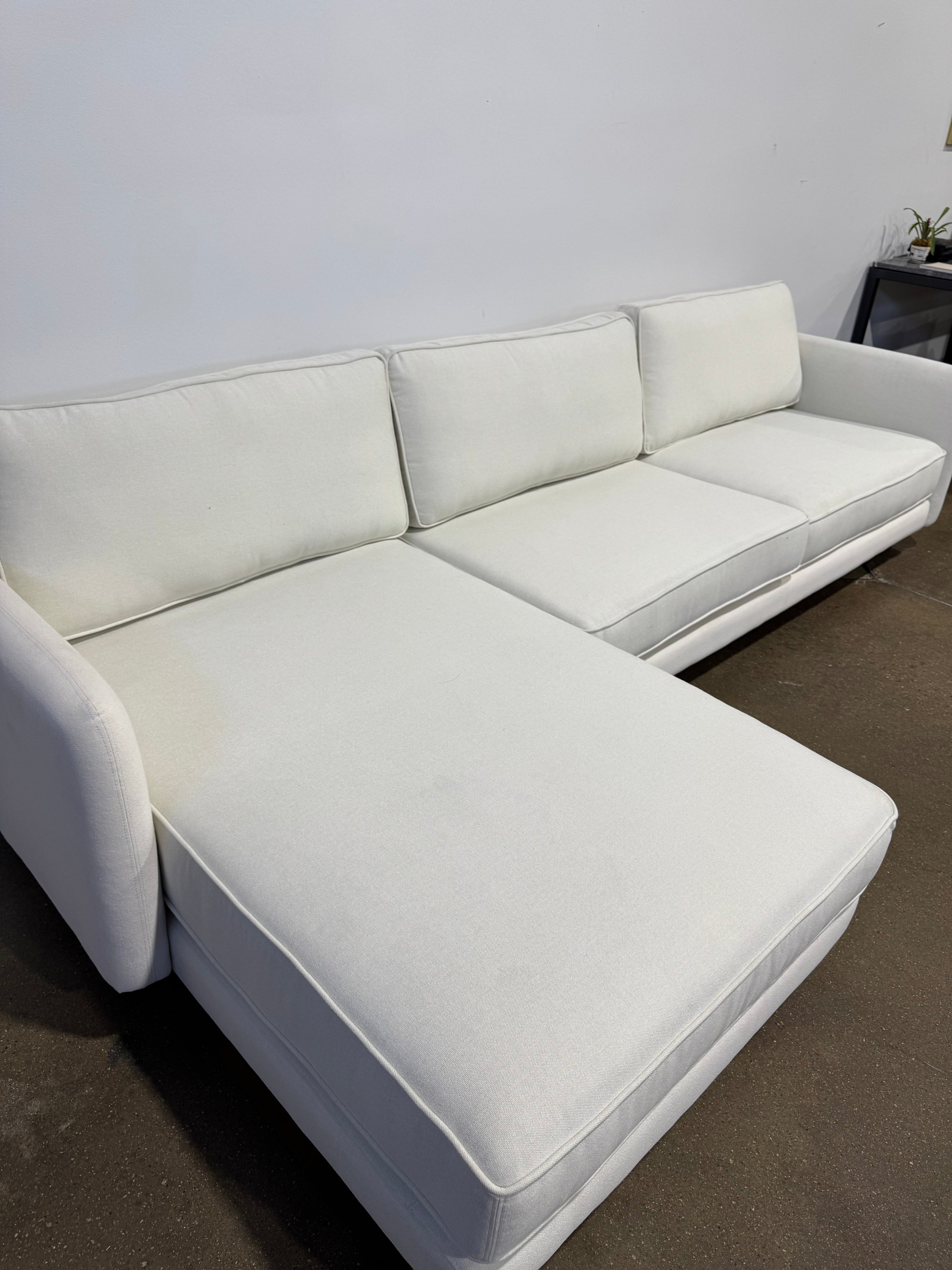 Moe's Home Collection Vernon Sectional, Left