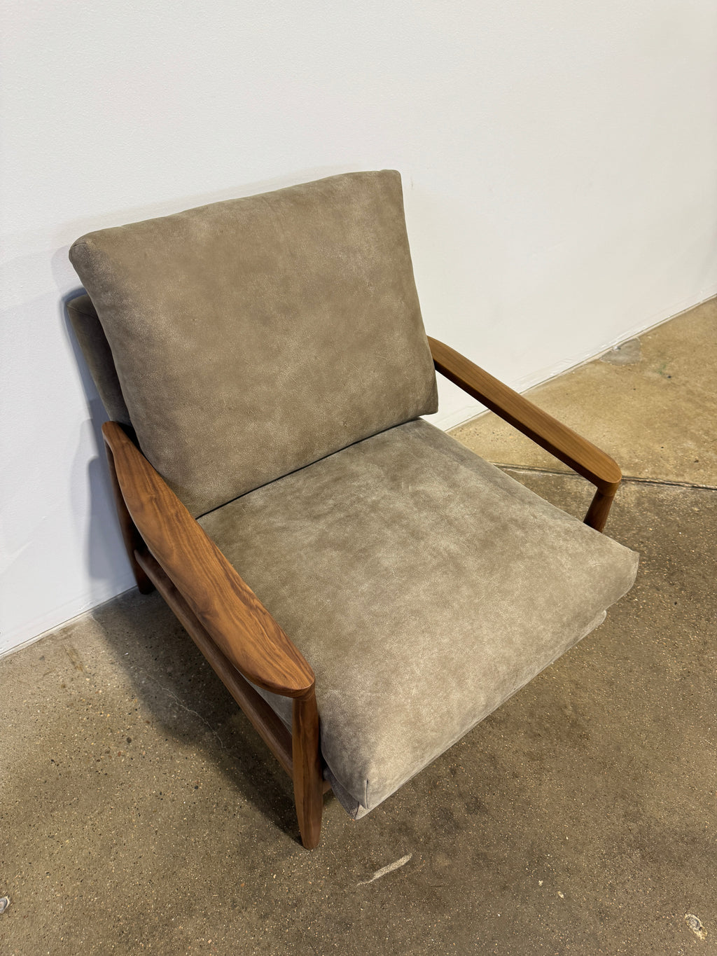 Moe's Home Collection Arturo Accent Chair