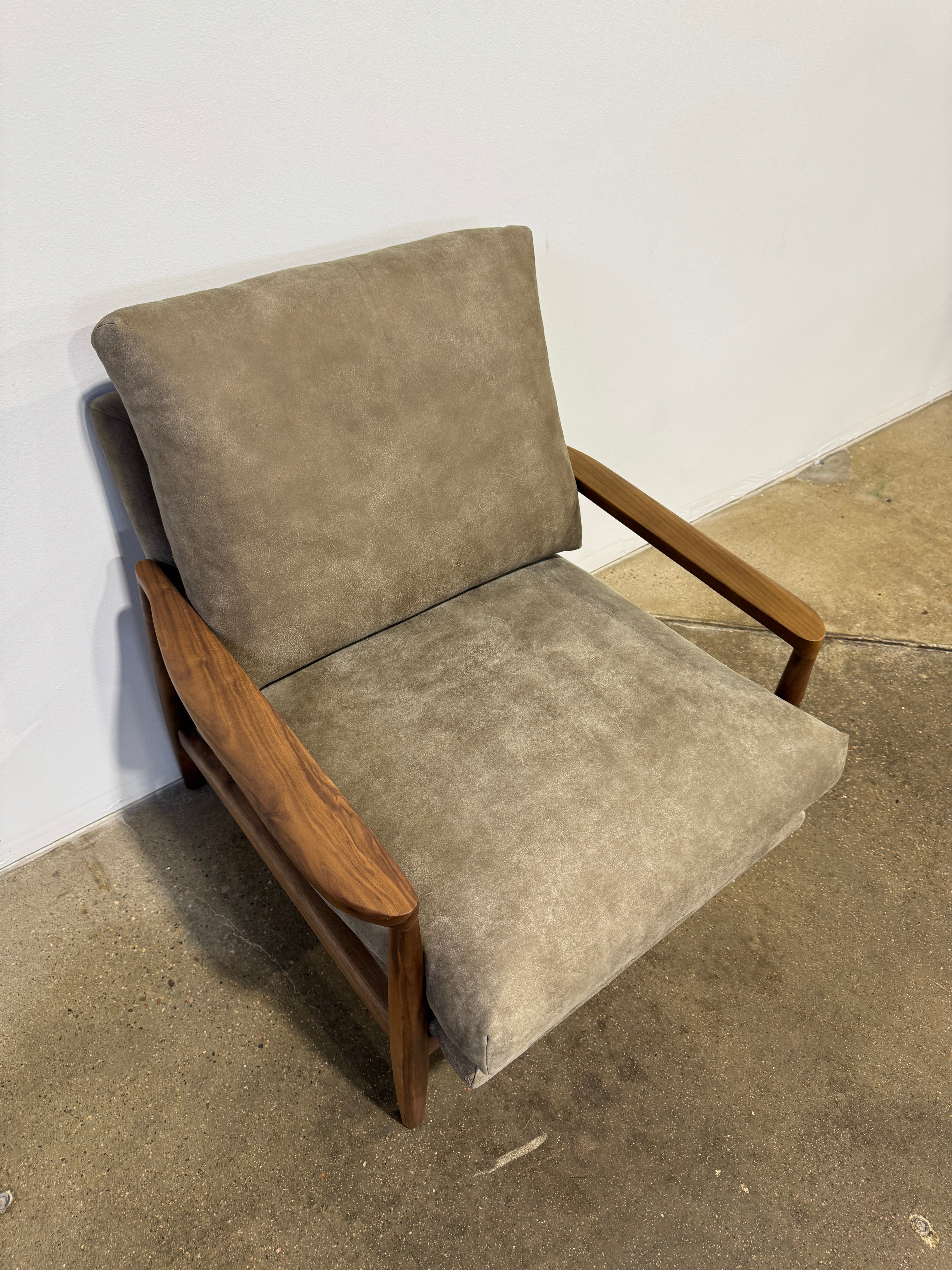 Moe's Home Collection Arturo Accent Chair