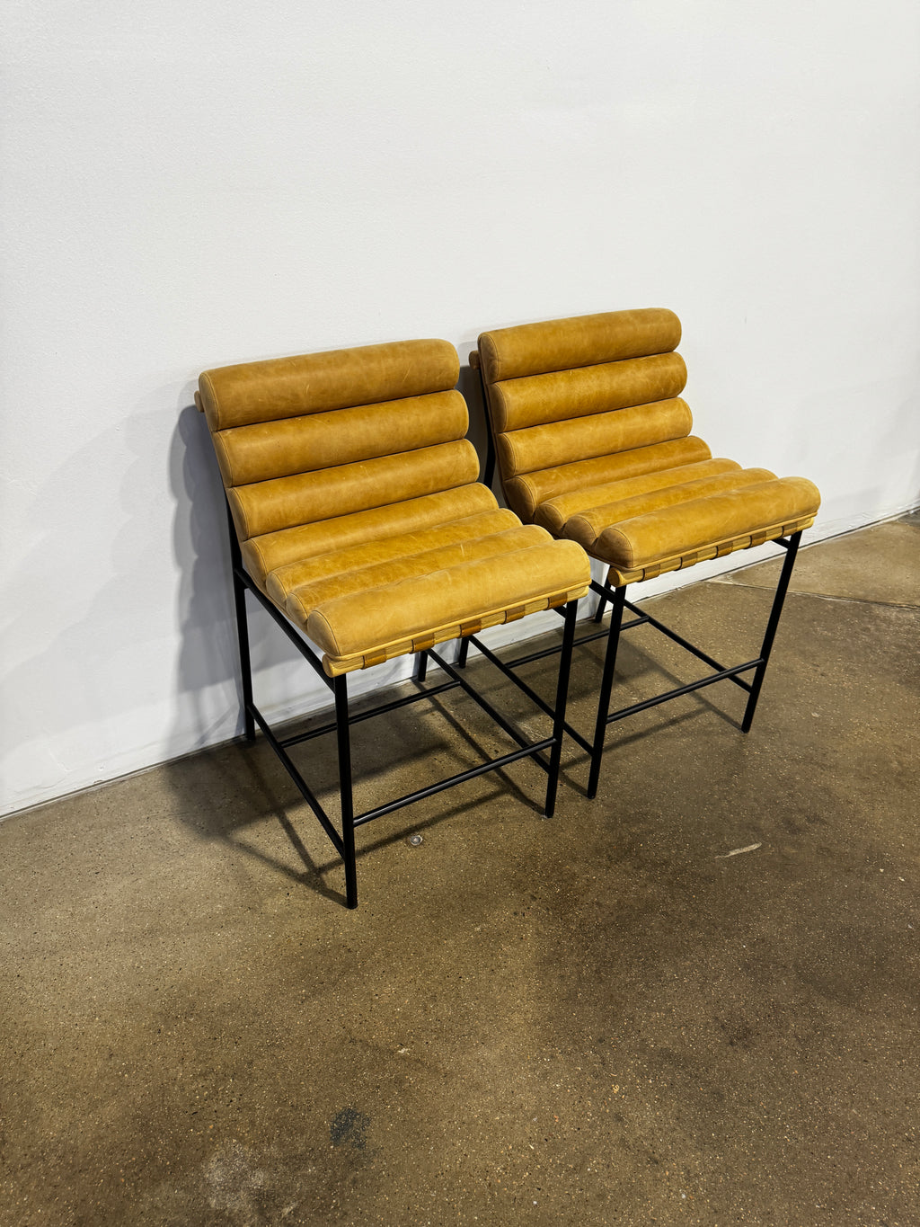Denver Modern Vail Bar Stool-Maple Leather