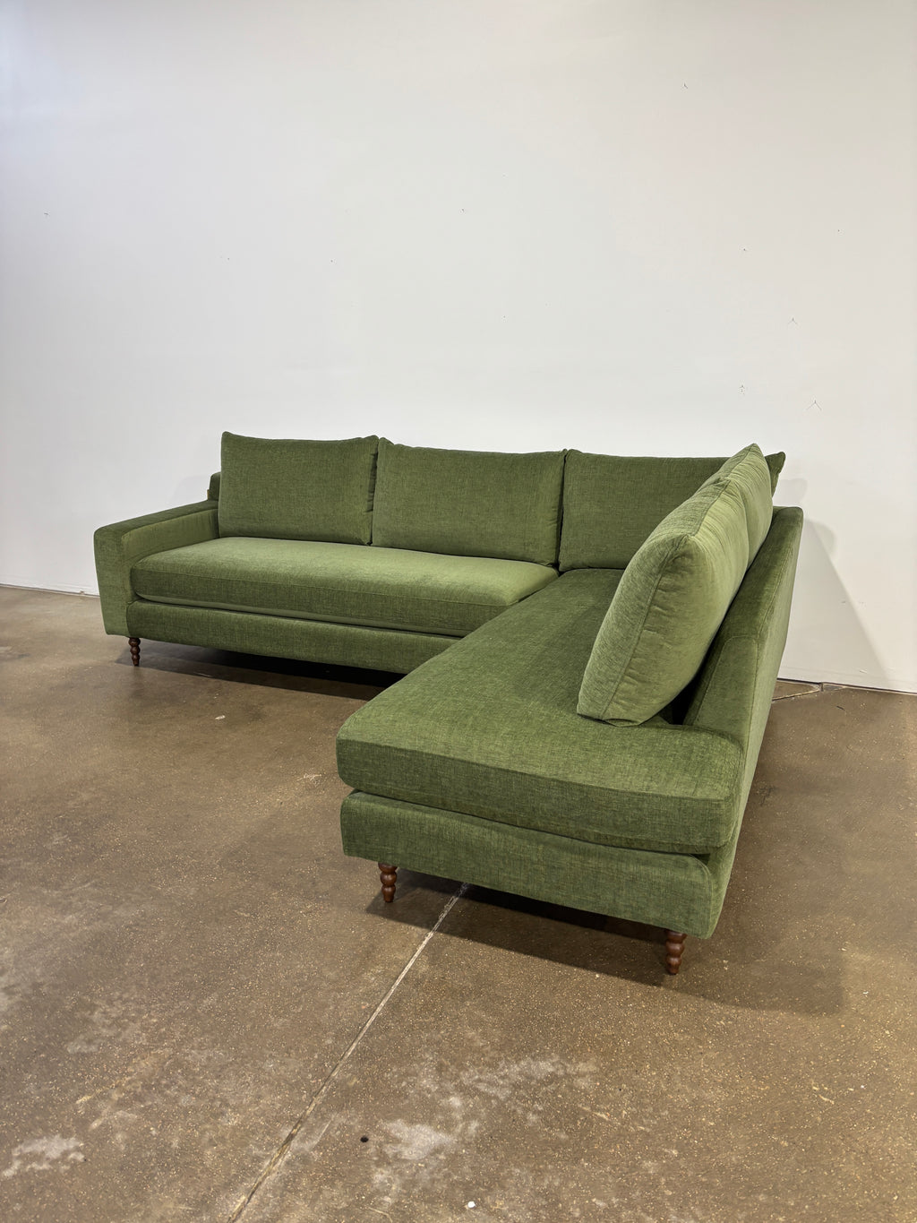 Interior Define Sloan 3-Seat Bumper Sectional - Green