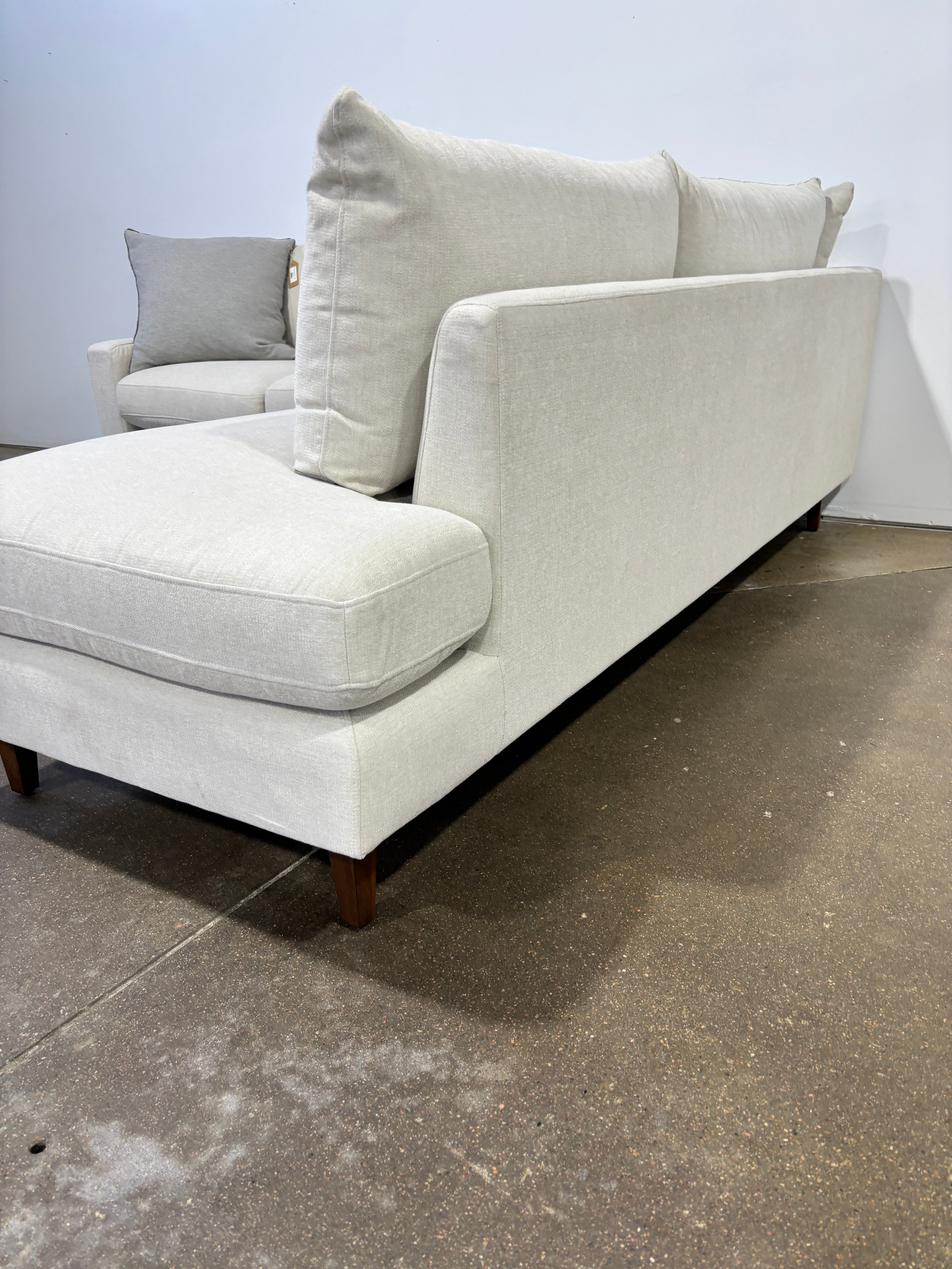 Interior Define Sloan 3-Seat Bumper Sectional - White