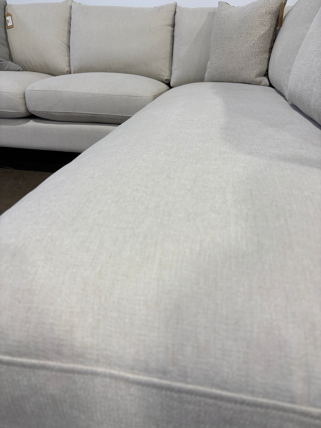 Interior Define Sloan 3-Seat Bumper Sectional - White