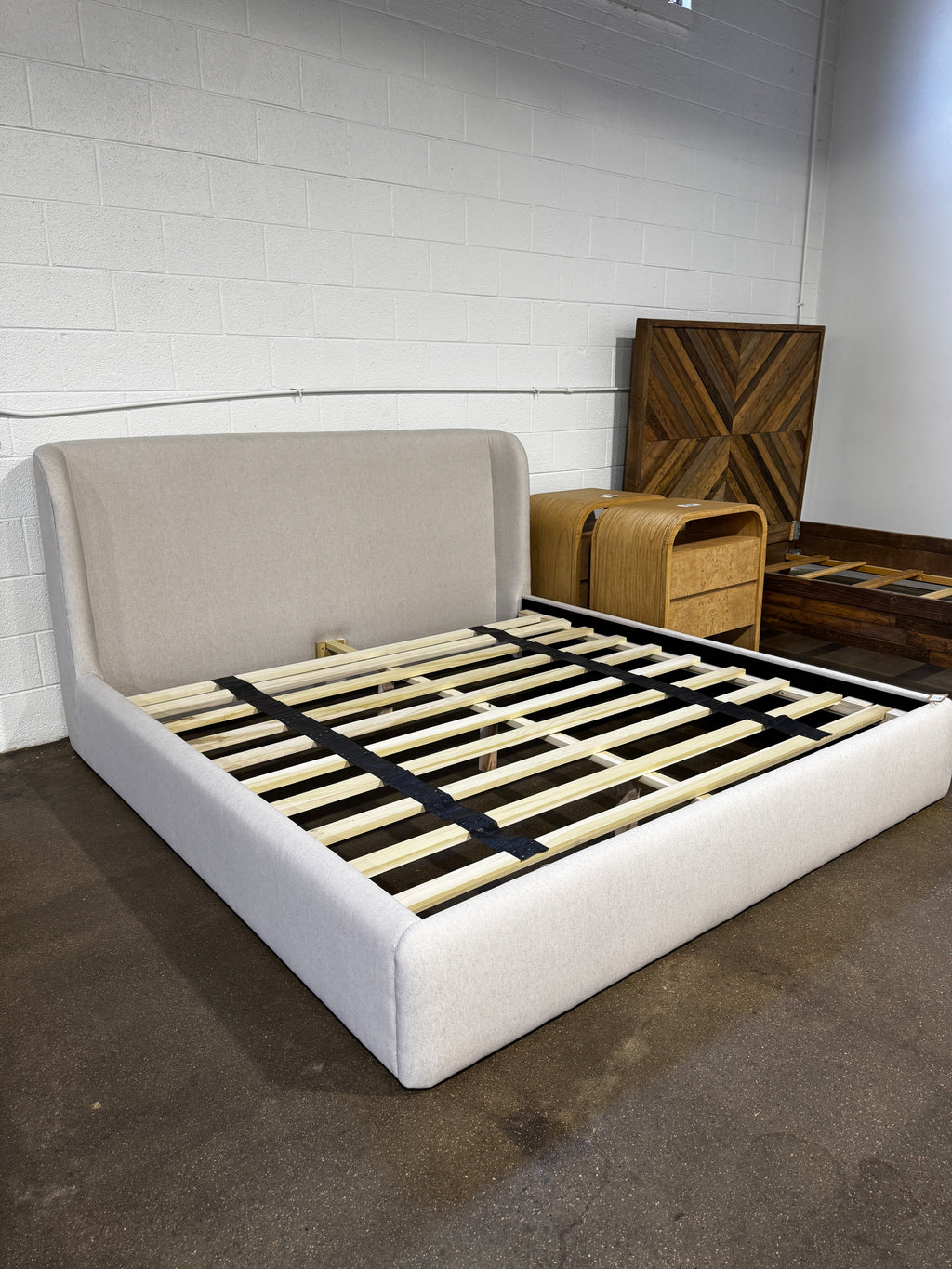 The Citizenry Sierra King Bed