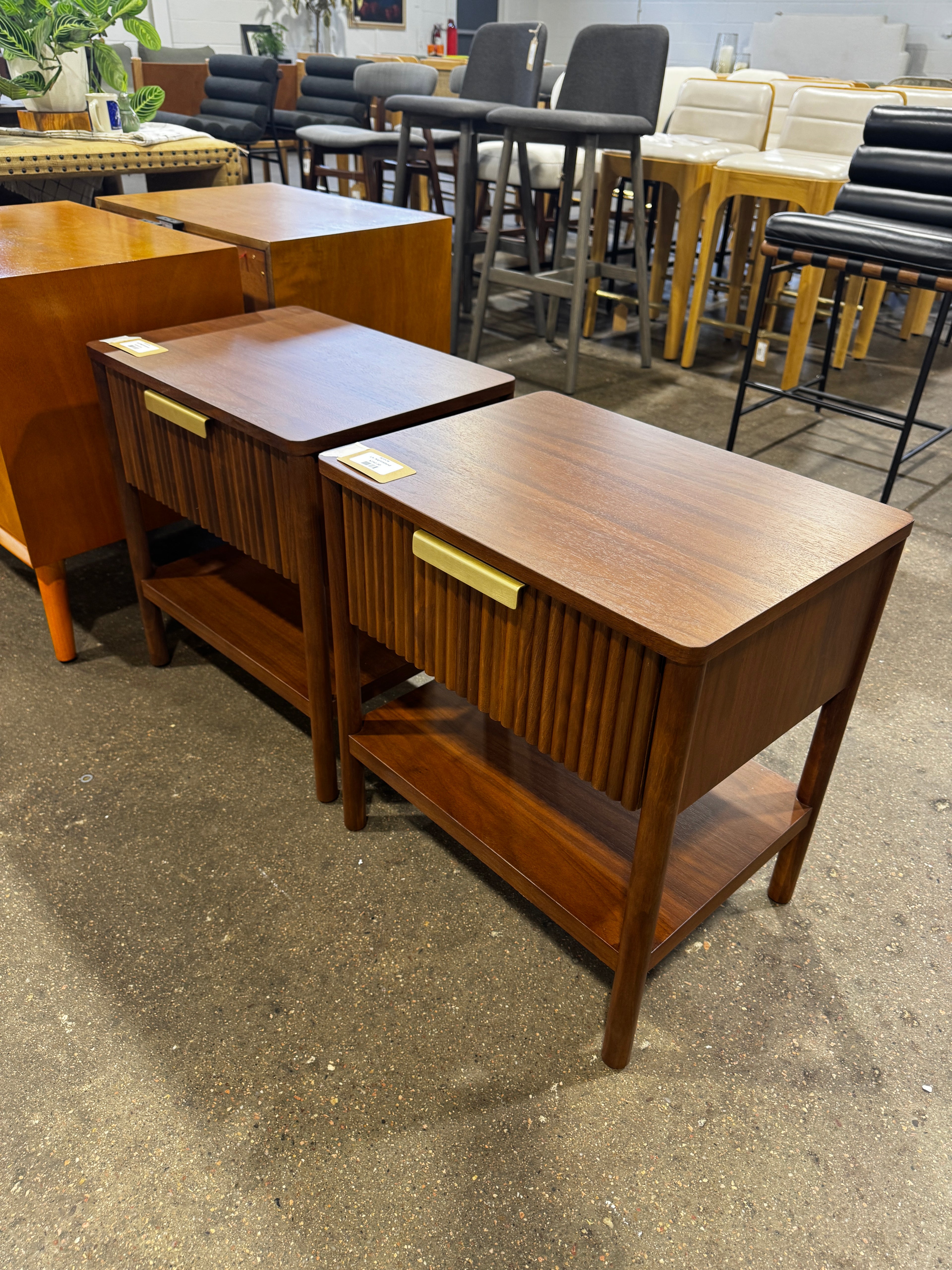 Article Liv Nightstand