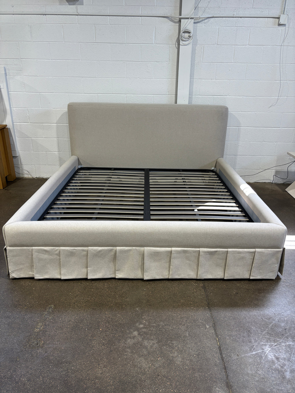 Moe's Maren King Bed Beige