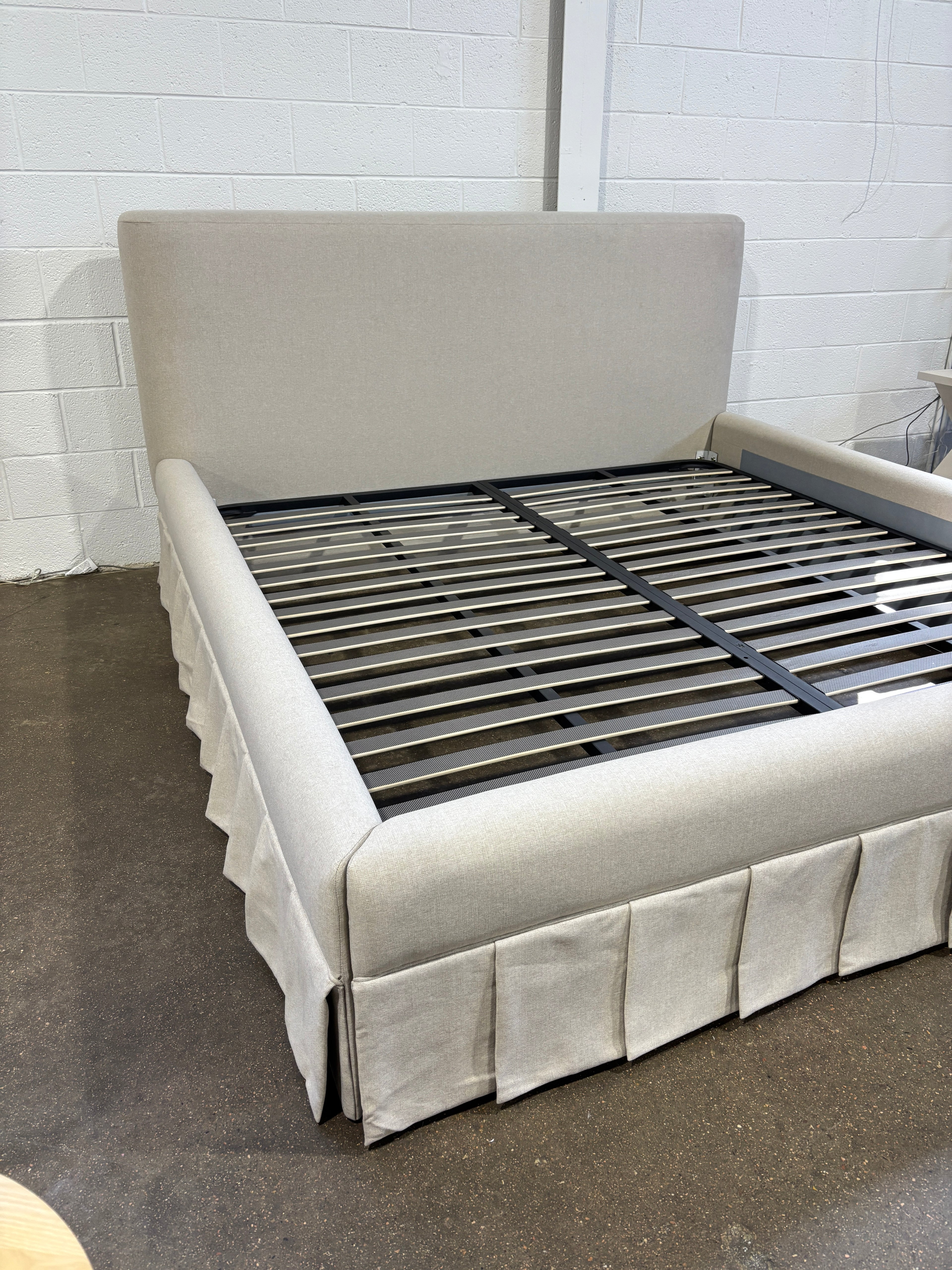 Moe's Maren King Bed Beige