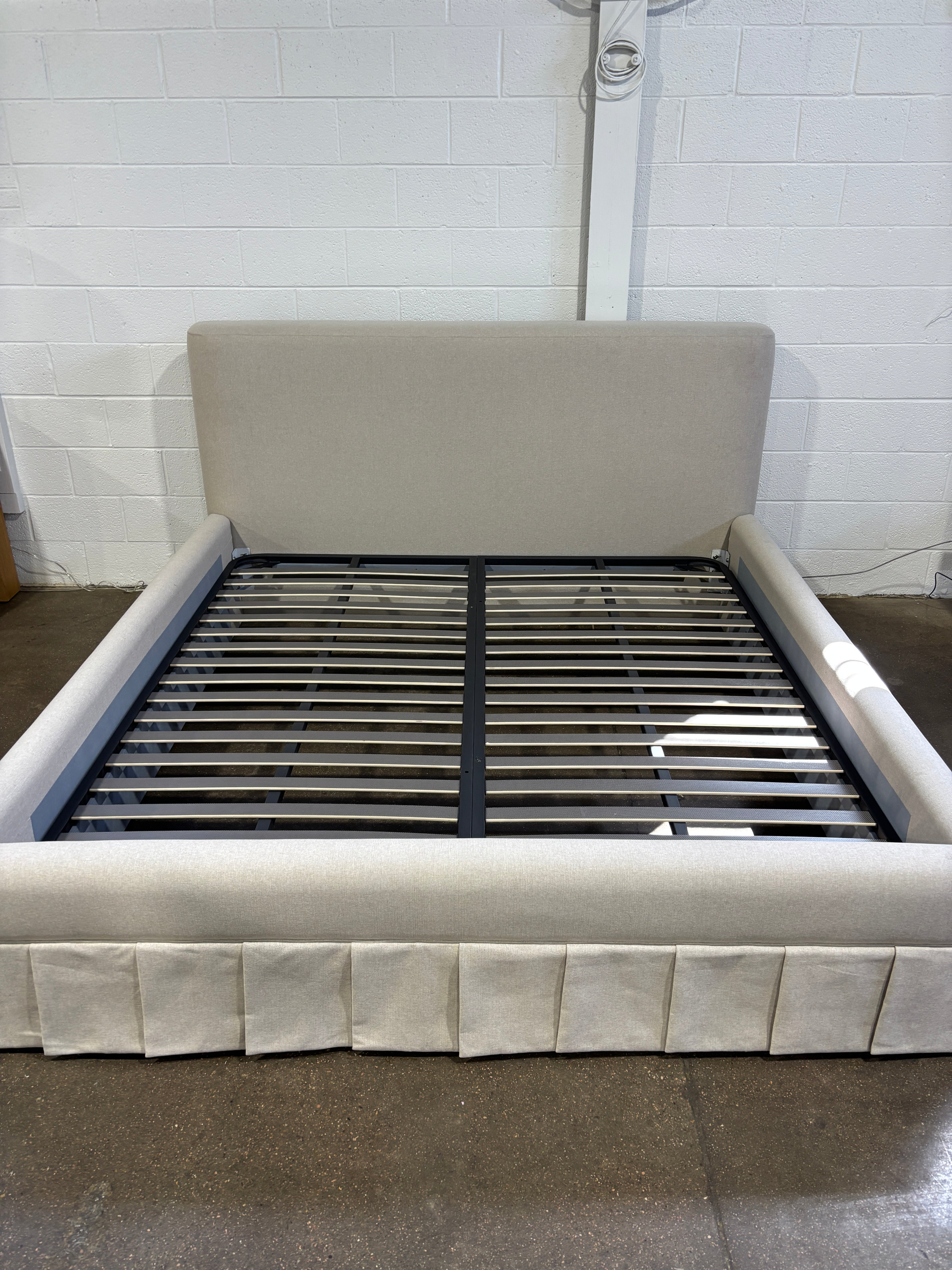 Moe's Maren King Bed Beige