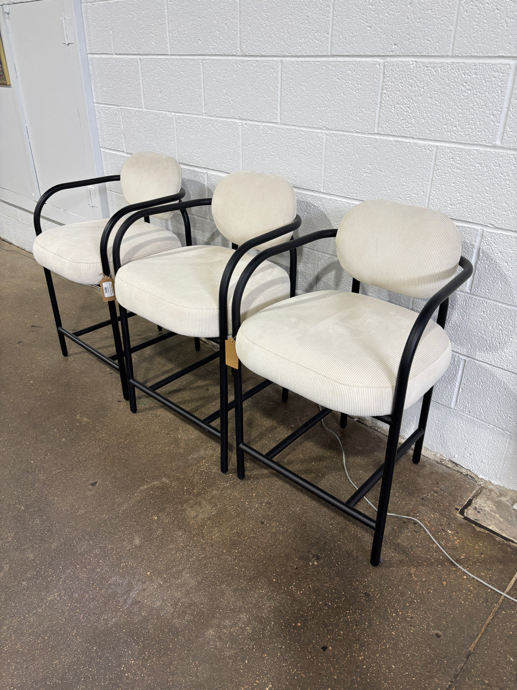 Denver Modern Arches Counter Stool -Cream