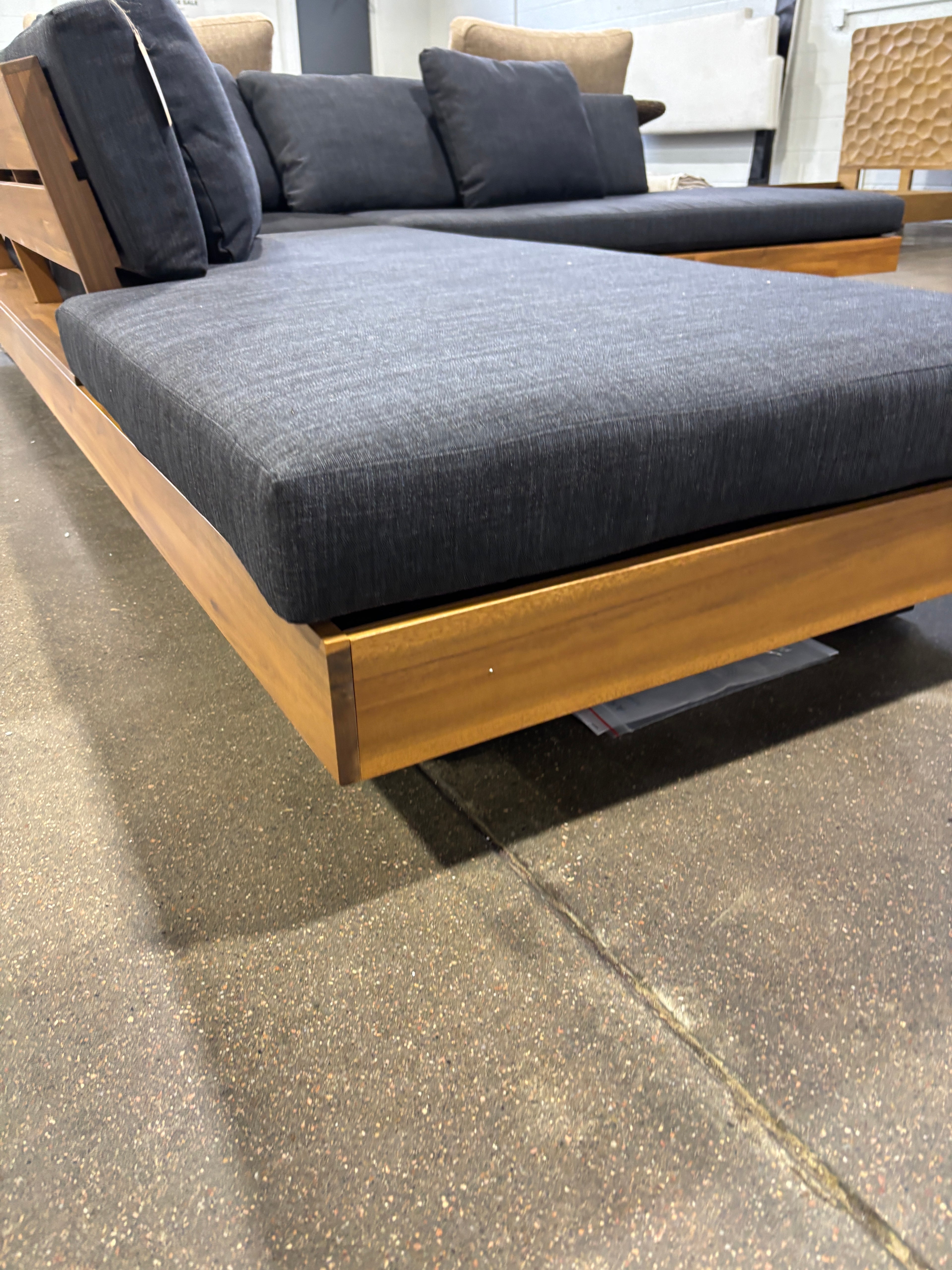 Article Lubek 100.5" Outdoor Sectional (as is)