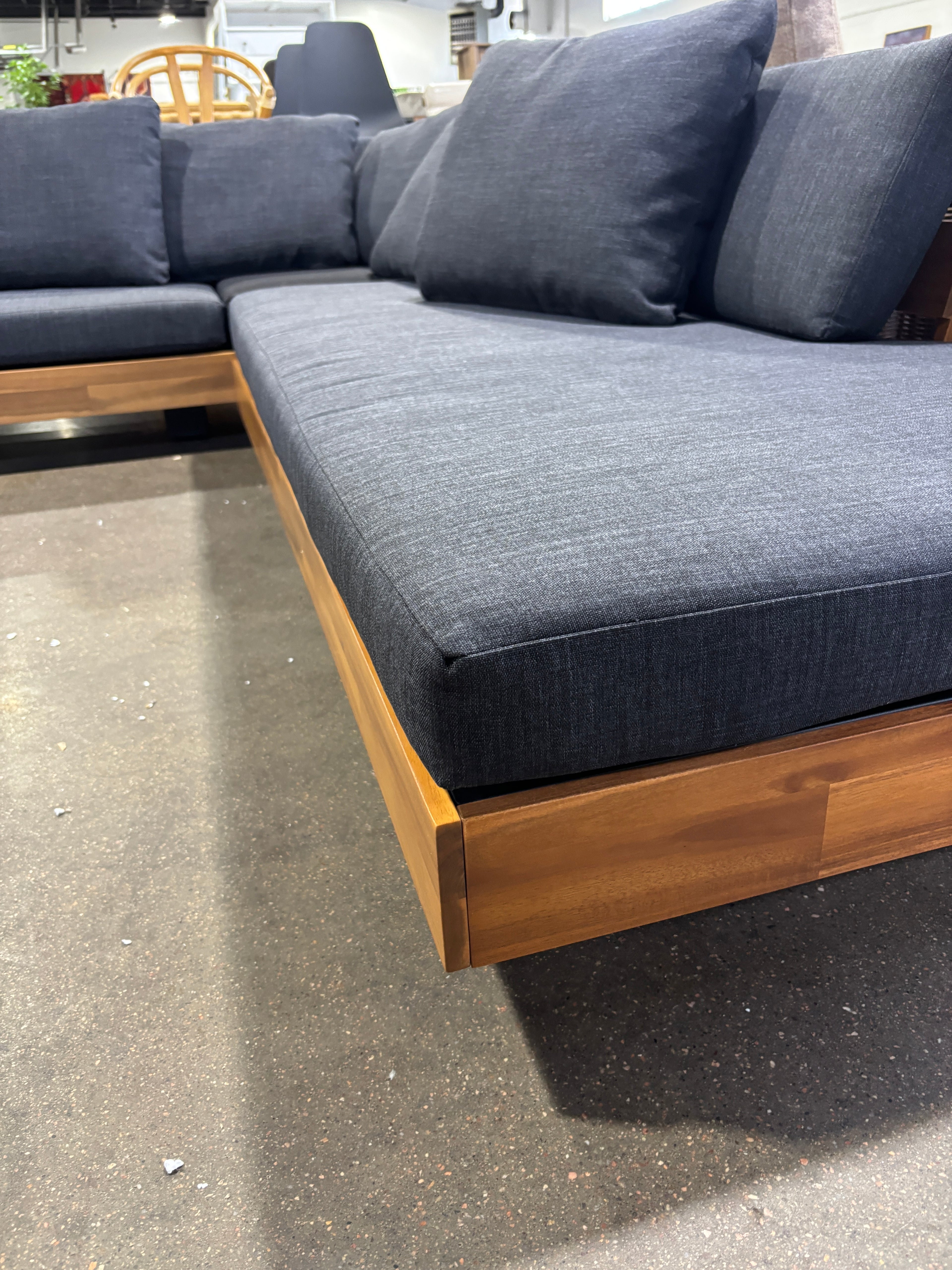 Article Lubek 100.5" Outdoor Sectional (as is)