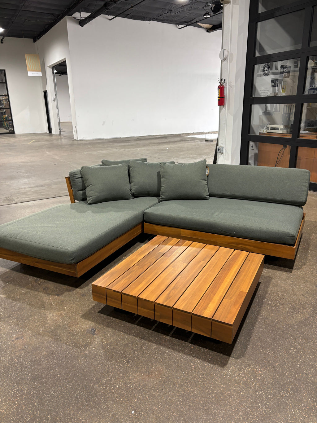 Article Lubek 82.5" Outdoor Sectional Set - new with Cover - Image 3