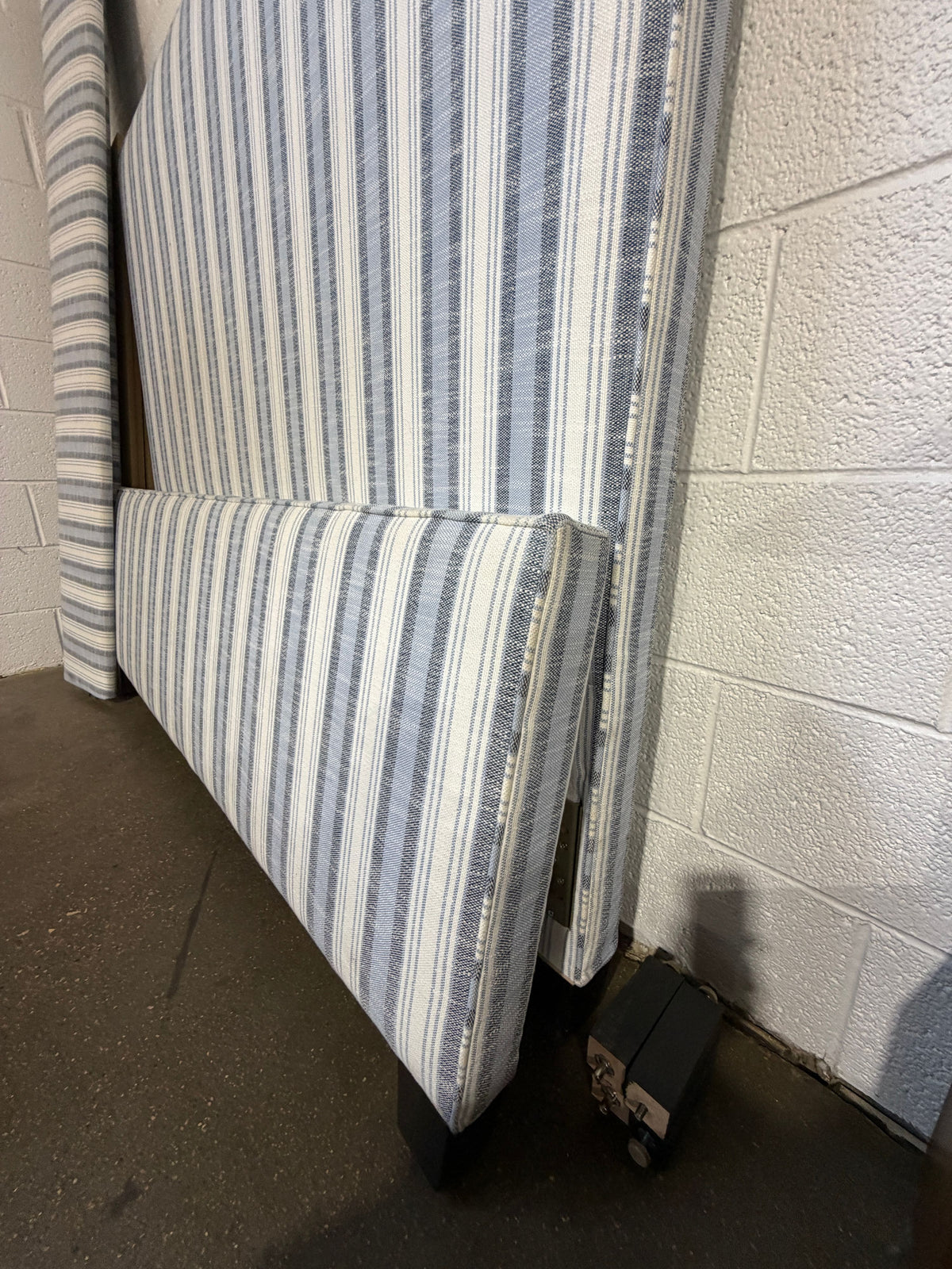 Blue and White Striped Queen Bed - Image 5