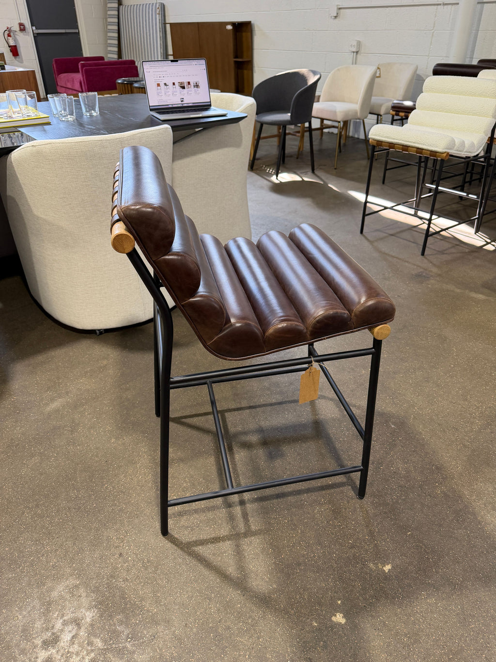 Denver Modern Vail Counter Stool Maple Leather - Image 7