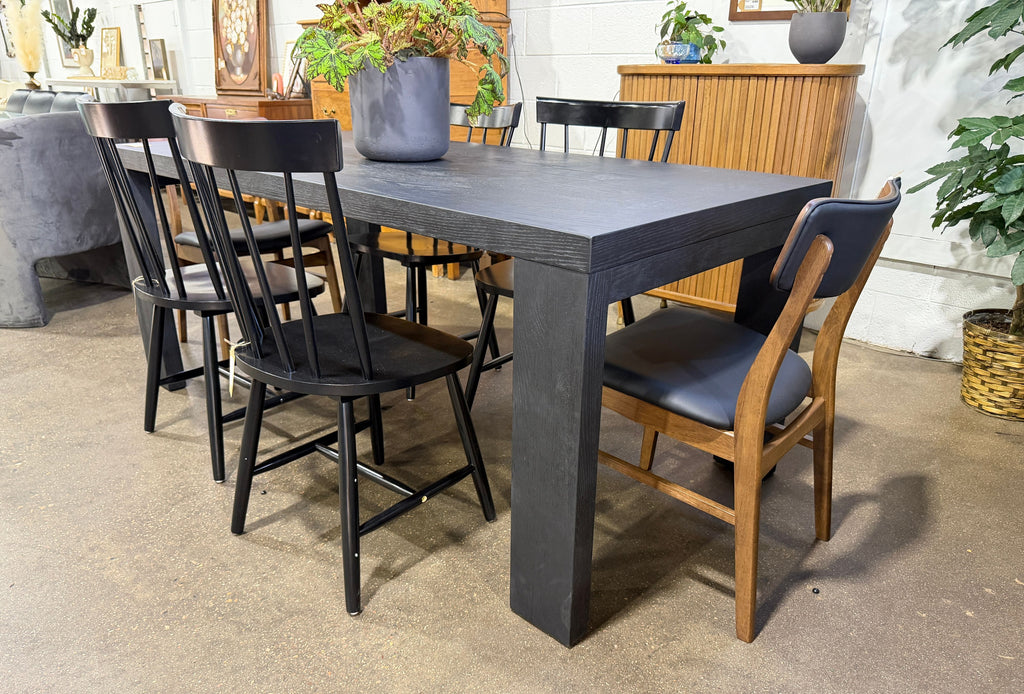 Millie Dining Table - Image 2