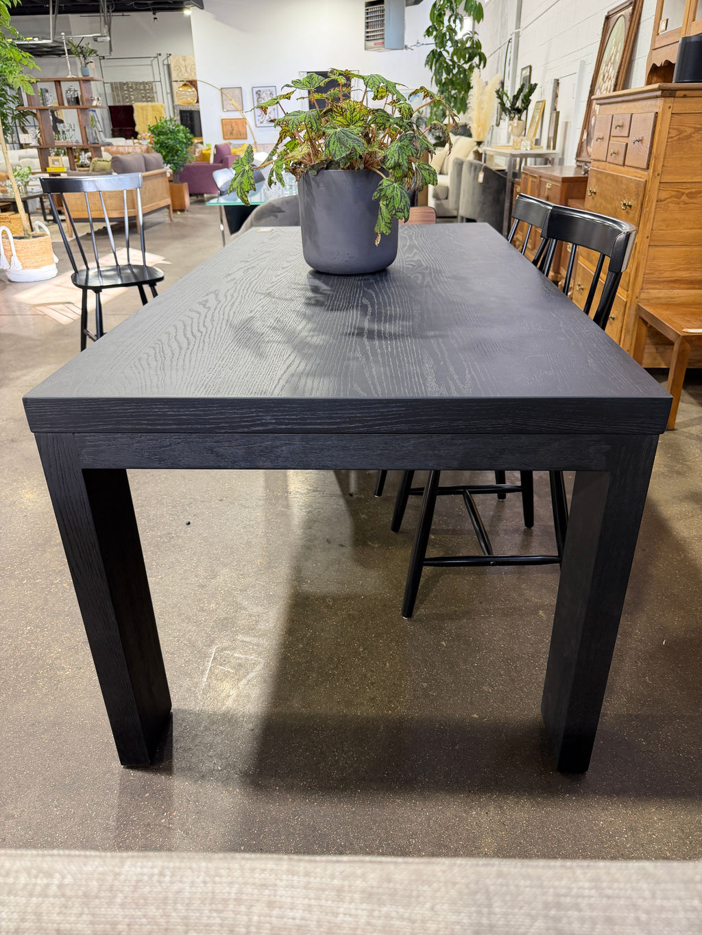 Millie Dining Table - Image 5