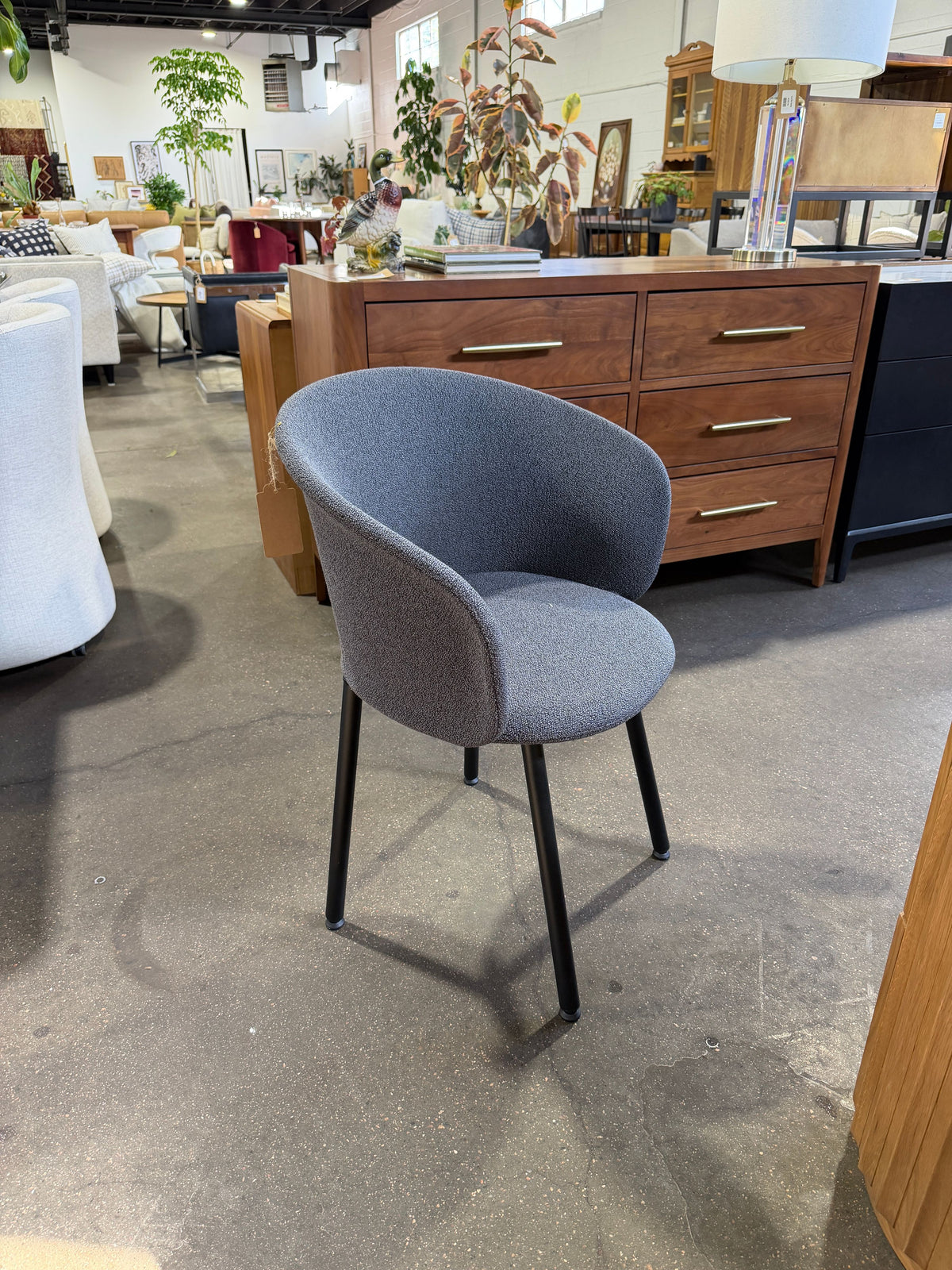 Hem Kendo Chair - Image 2
