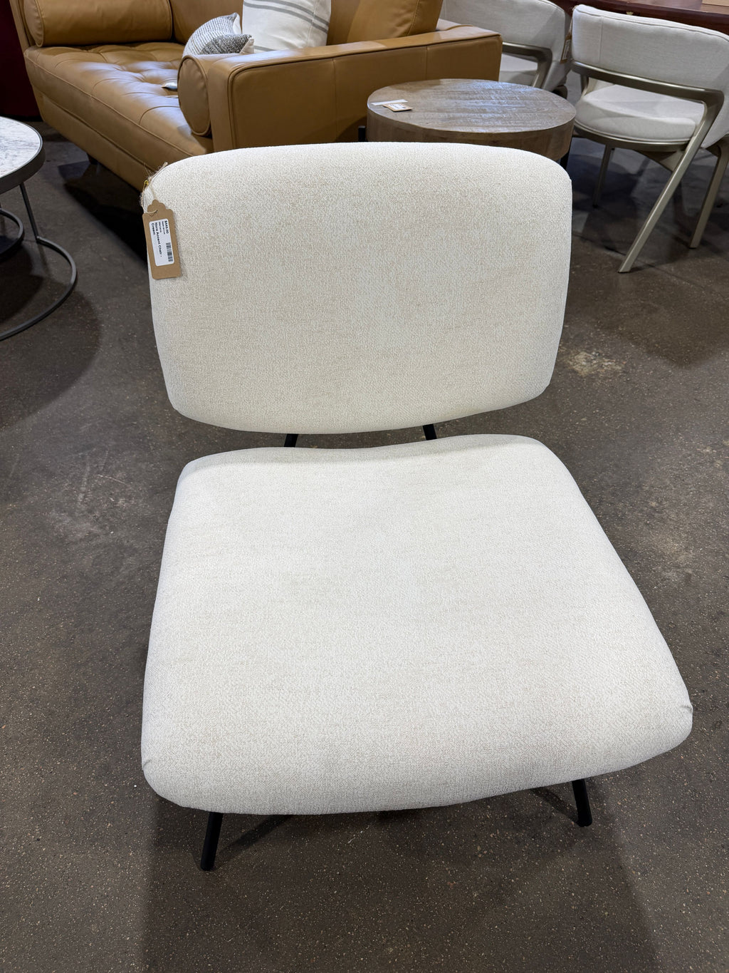 Mercana Nora Accent Chair - Cream - Image 4