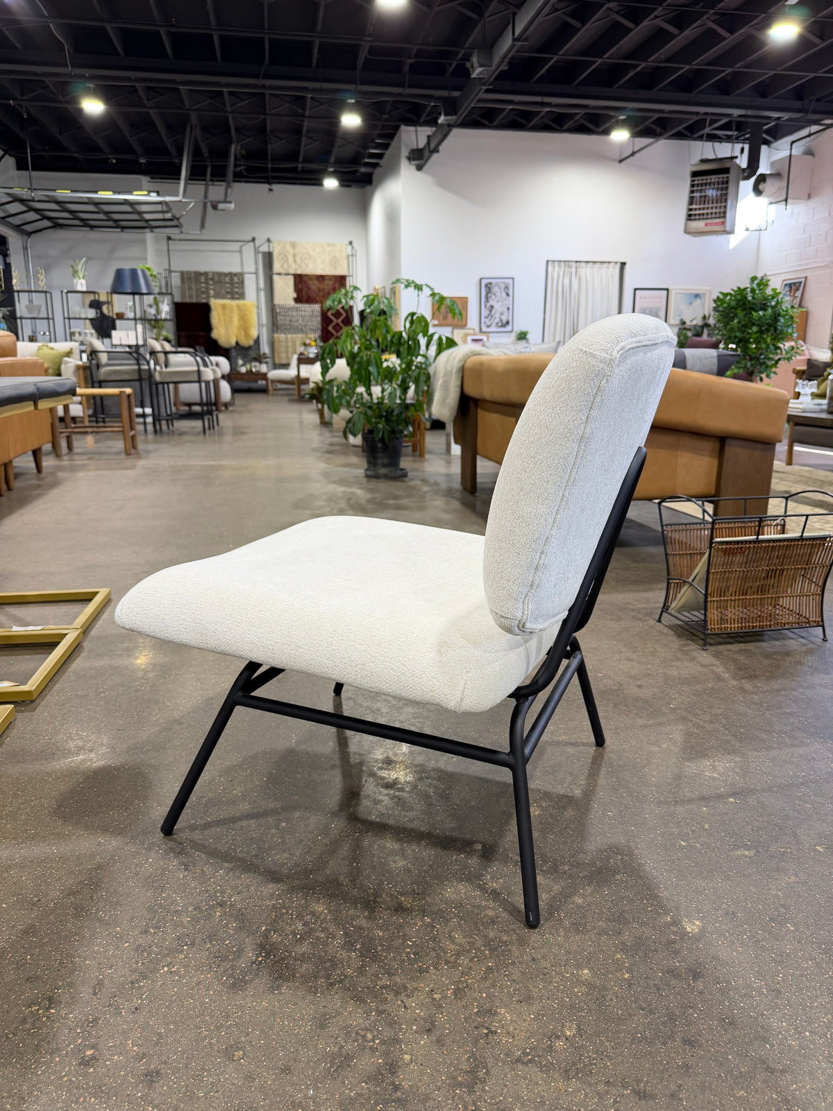Mercana Nora Accent Chair - Cream - Image 6