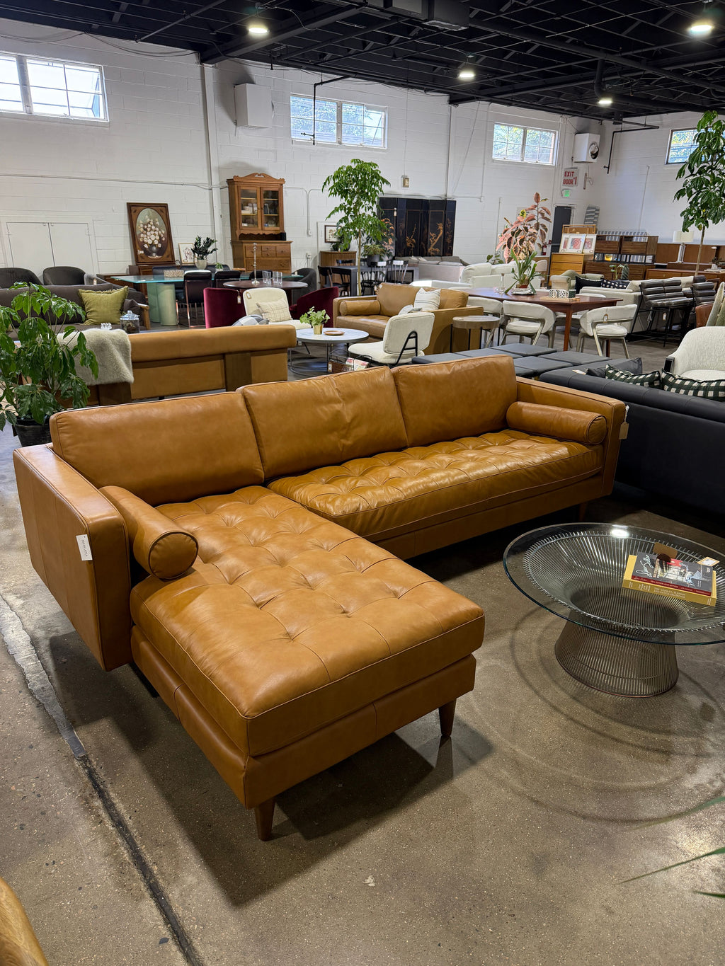 Mercana Svend Left Chaise Sectional Sofa - Tan Leather - Image 2