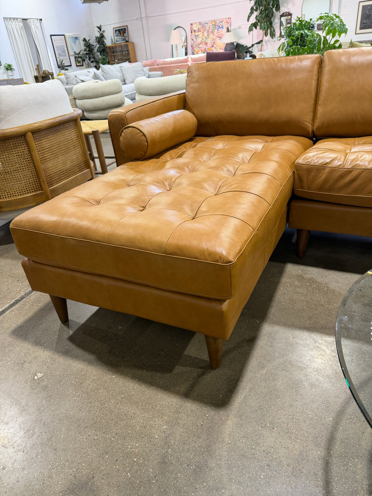 Mercana Svend Left Chaise Sectional Sofa - Tan Leather - Image 6